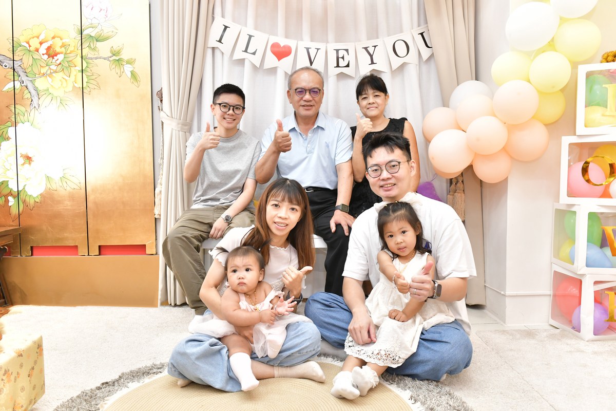 傳家手工印章高雄店、抓周、度晬、中國風會場、抓周道具物品、抓周證書、滿周歲、沄沄寶寶、高雄市、拍照、生日快樂