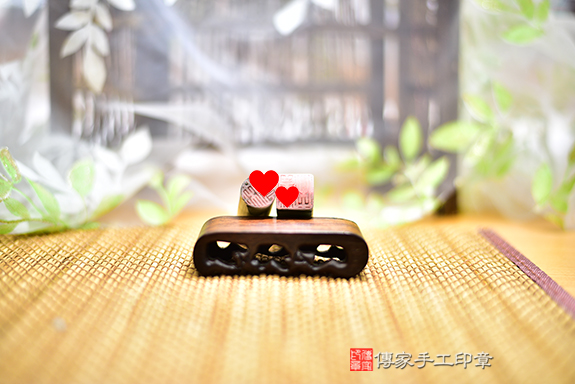 翠色流轉 紋理自然 綠髮彩玉臍帶胎毛印章 傳家手工印章桃園店2026.06.24
