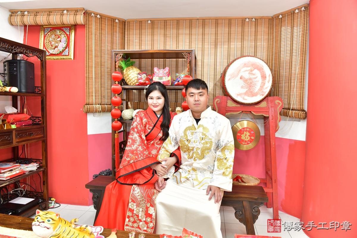 傳家手工印章高雄店、抓周、度晬、中國風會場、抓周道具物品、抓周證書、滿周歲、小妤寶寶、高雄市、拍照、生日快樂