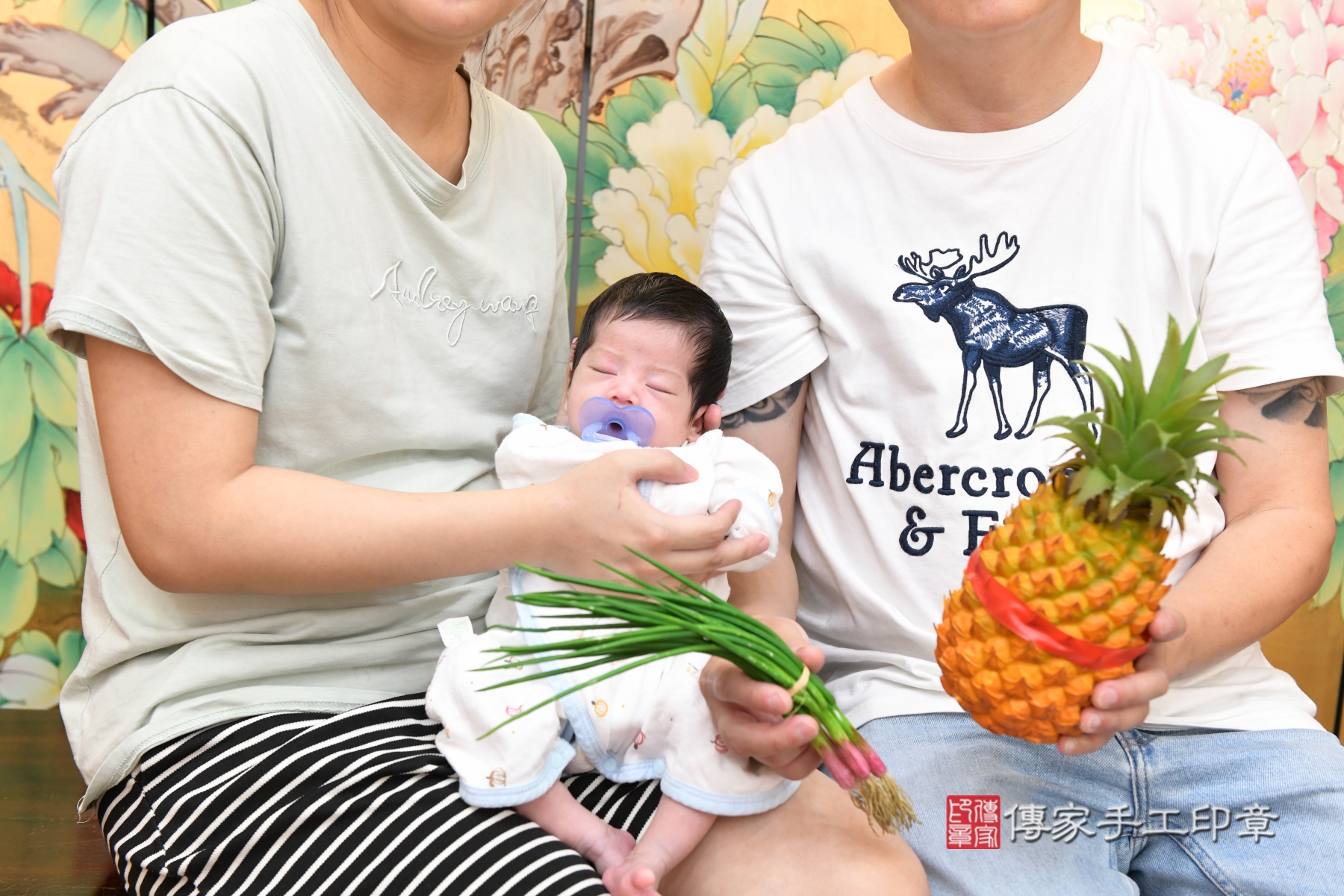 傳家手工印章台北店、抓周、收涎、剃頭 傳家手工印章台北店、抓周、收涎、剃頭
