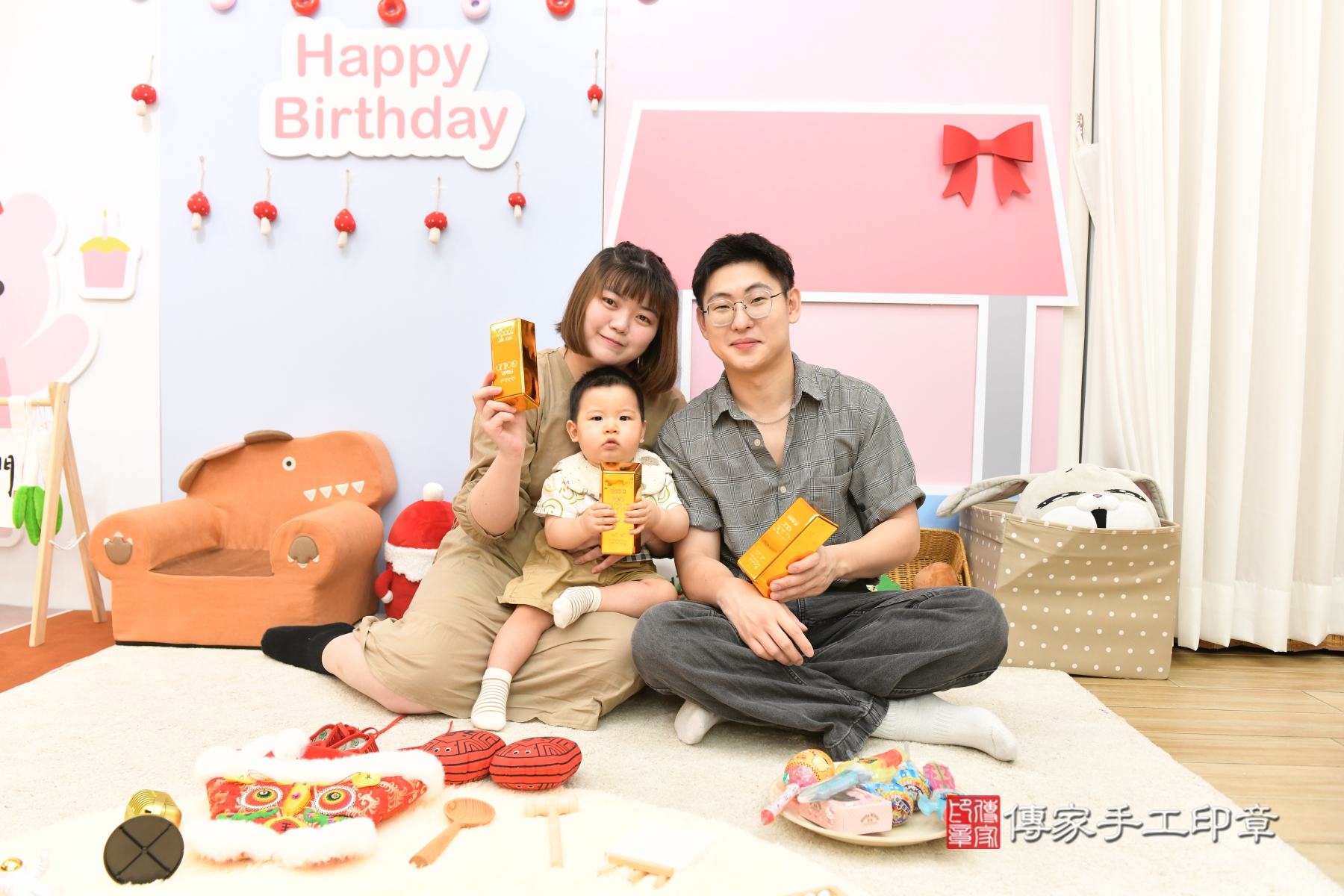 傳家手工印章台北店、剃頭、收涎、抓周 傳家手工印章台北店、剃頭、收涎、抓周
