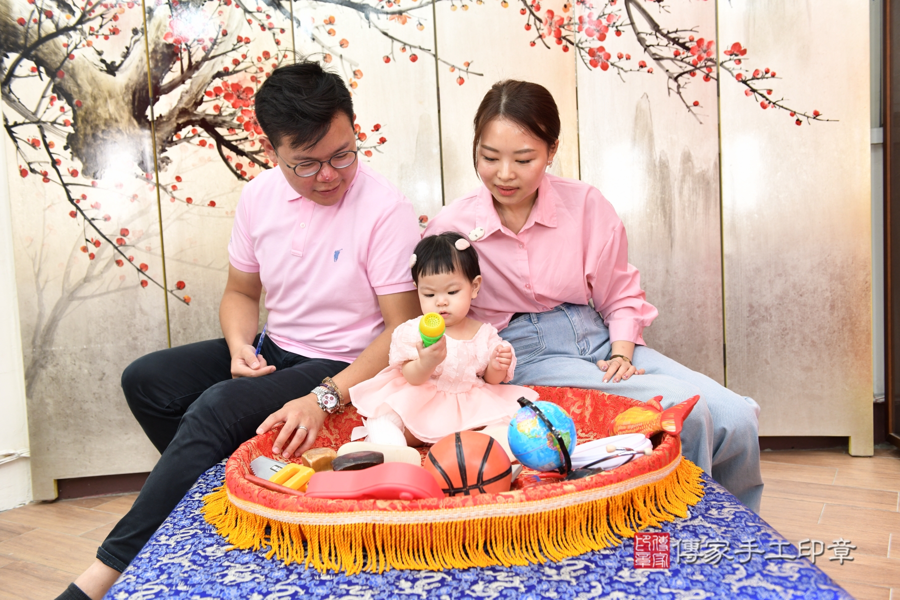 傳家手工印章台北店、剃頭、收涎、抓周 傳家手工印章台北店、剃頭、收涎、抓周