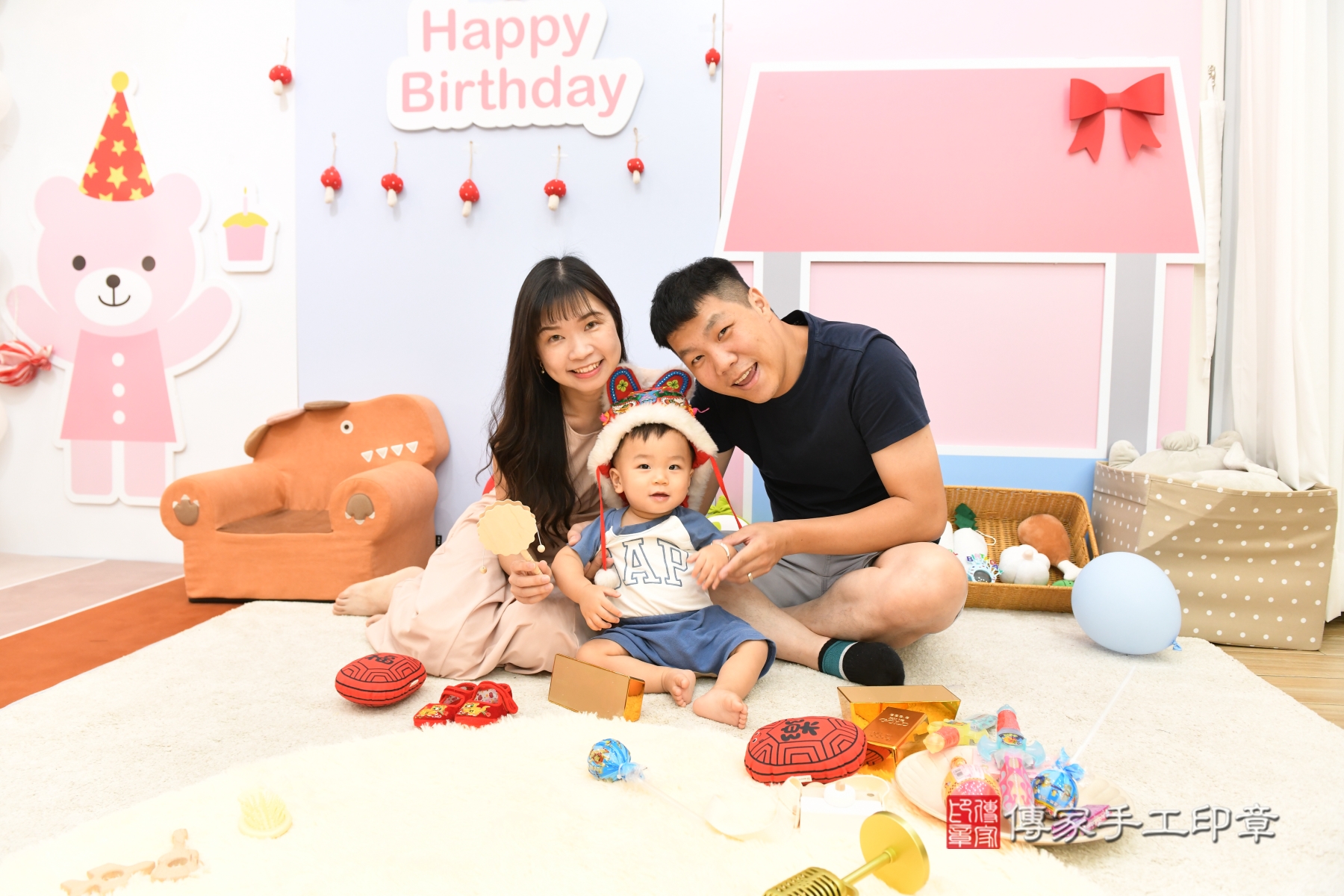 傳家手工印章台北店、剃頭、收涎、抓周 傳家手工印章台北店、剃頭、收涎、抓周