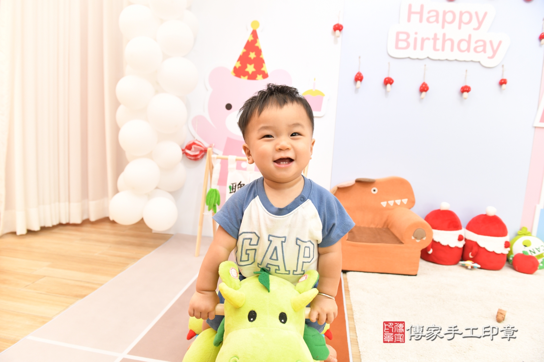 傳家手工印章台北店、剃頭、收涎、抓周 傳家手工印章台北店、剃頭、收涎、抓周