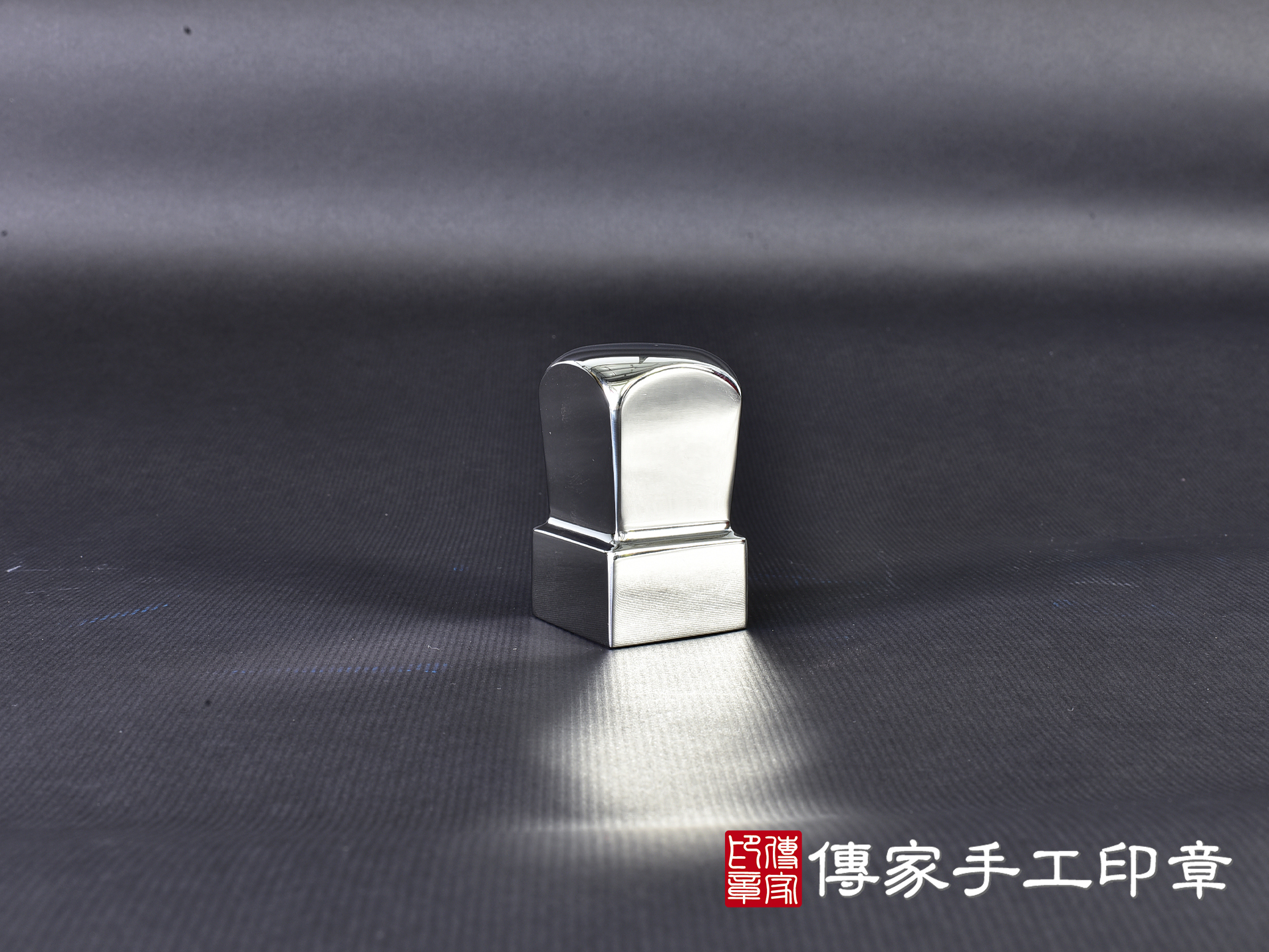 不鏽鋼官帽照型印章 (尺寸3.4公分x3.4公分x高6.2公分) 4.jpg