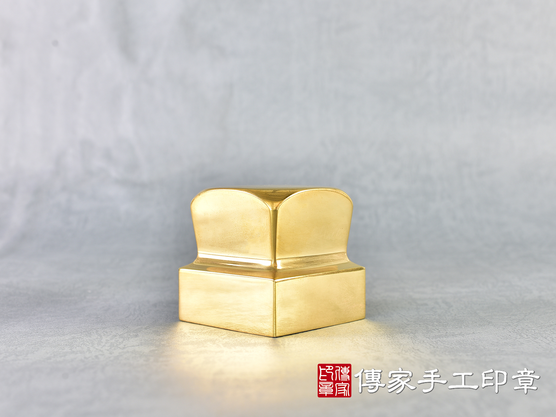 銅製官帽照型印章 (尺寸6公分x6公分x6公分) 1.jpg