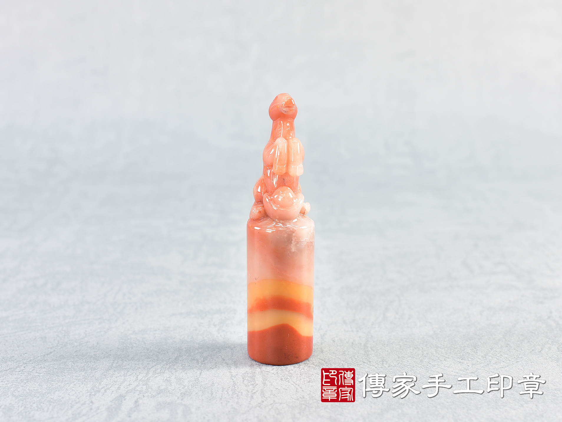 三彩漢玉雕馬印章:開運印章、臍帶印章 (尺寸1.9公分x1.9公分x7.3公分) 1.jpg
