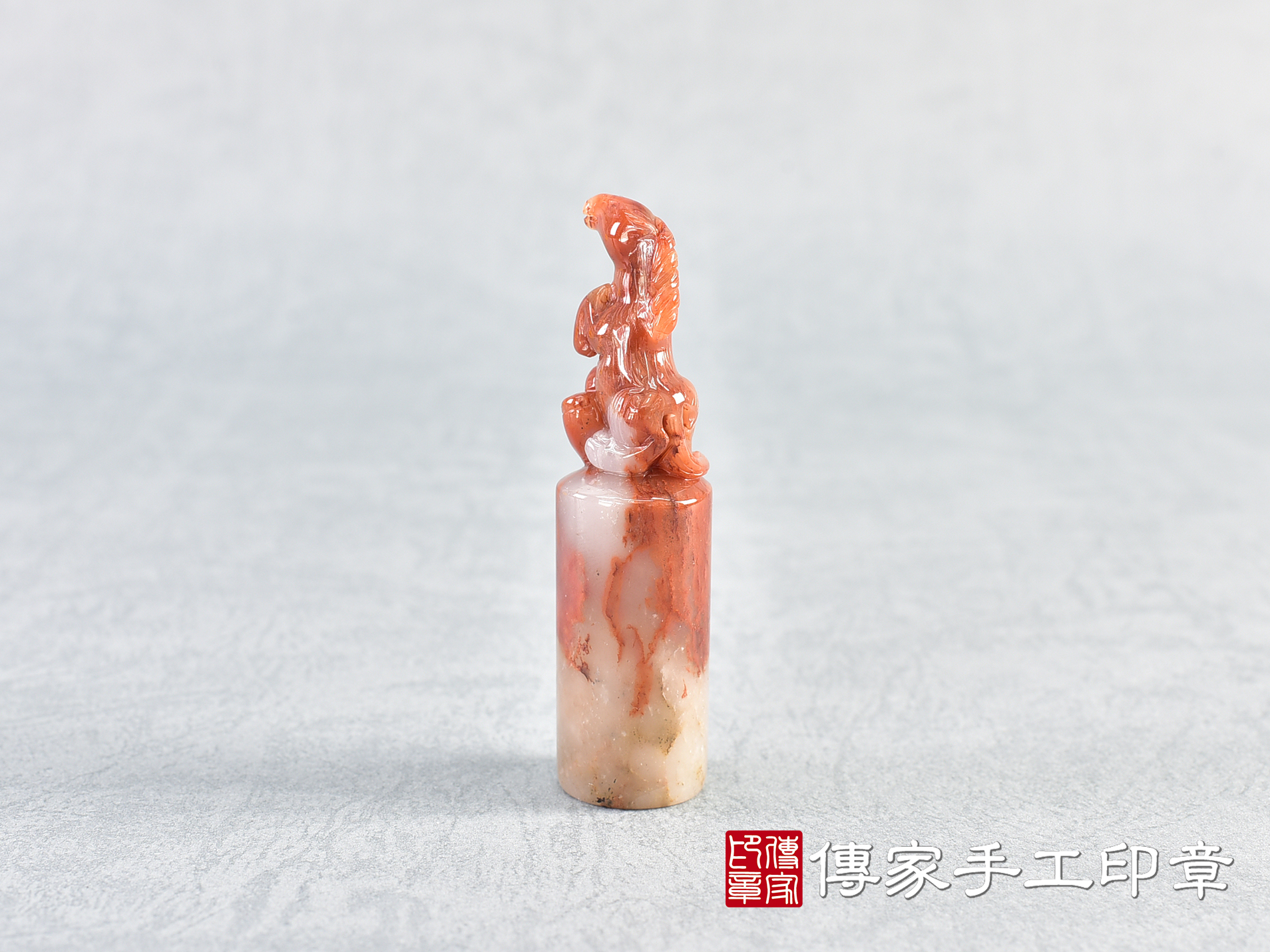 三彩漢玉雕馬印章:開運印章、臍帶印章 (尺寸1.9公分x1.9公分x7.3公分) 3.jpg
