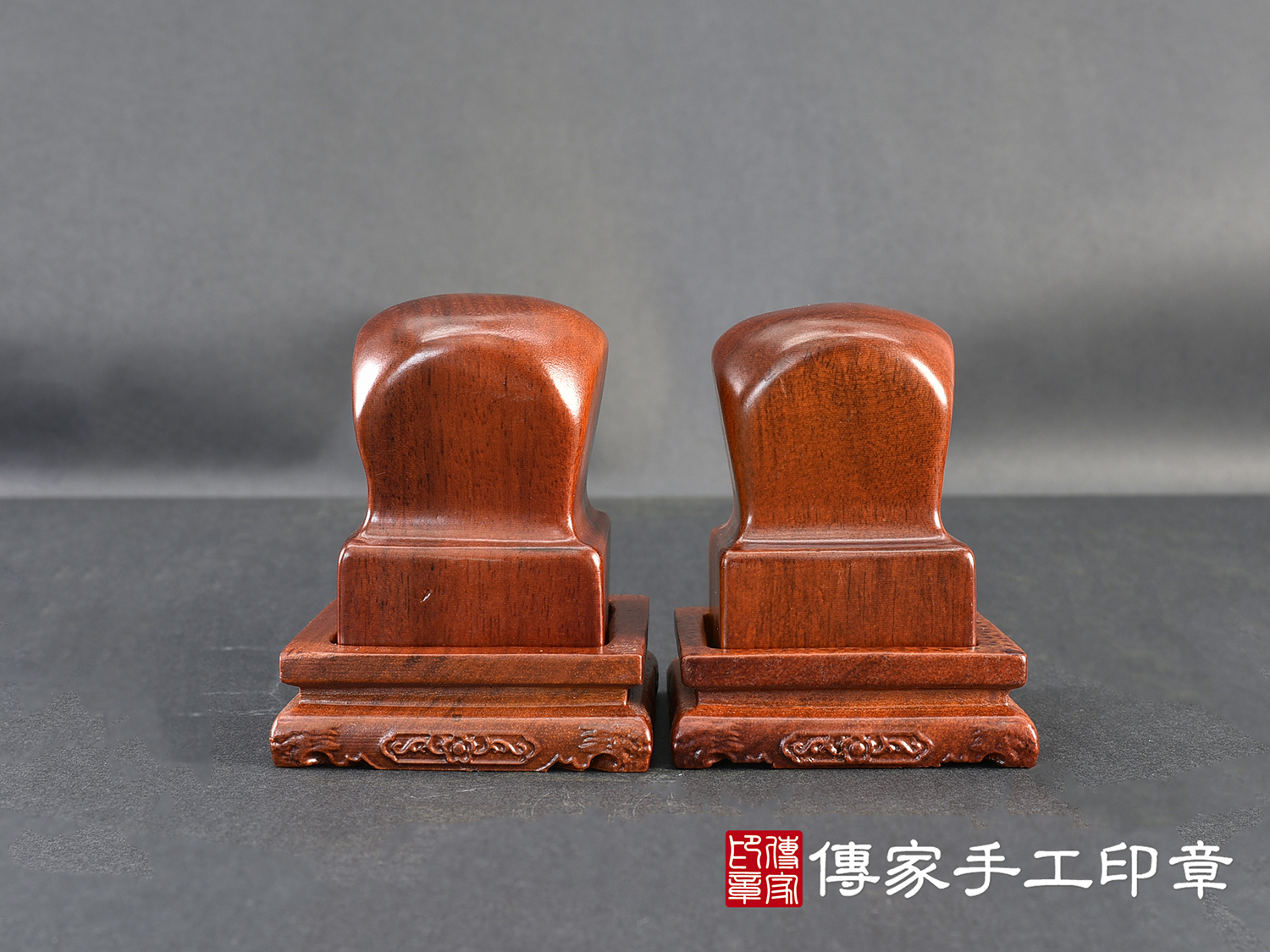 頂級剛果紅花梨木官帽造型:廟章、神明印章、大印章(4.3公分x4.3公分x高6公分) 6.jpg