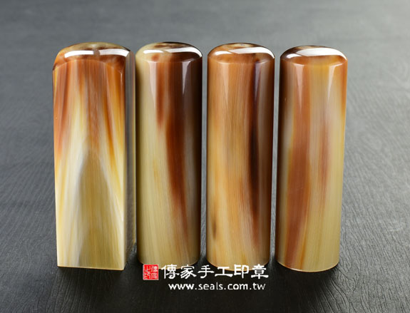 1786291222614858.jpg 頂級南非梅花色赤牛角開運印章.jpg