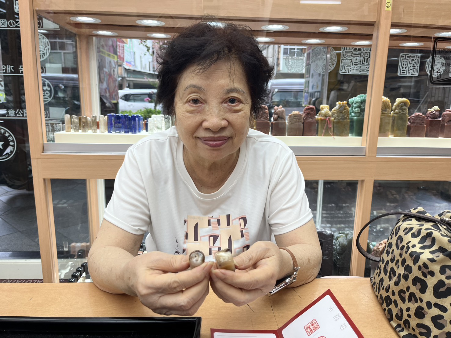 台中新生兒製作赤牛角個人雙印章.jpg