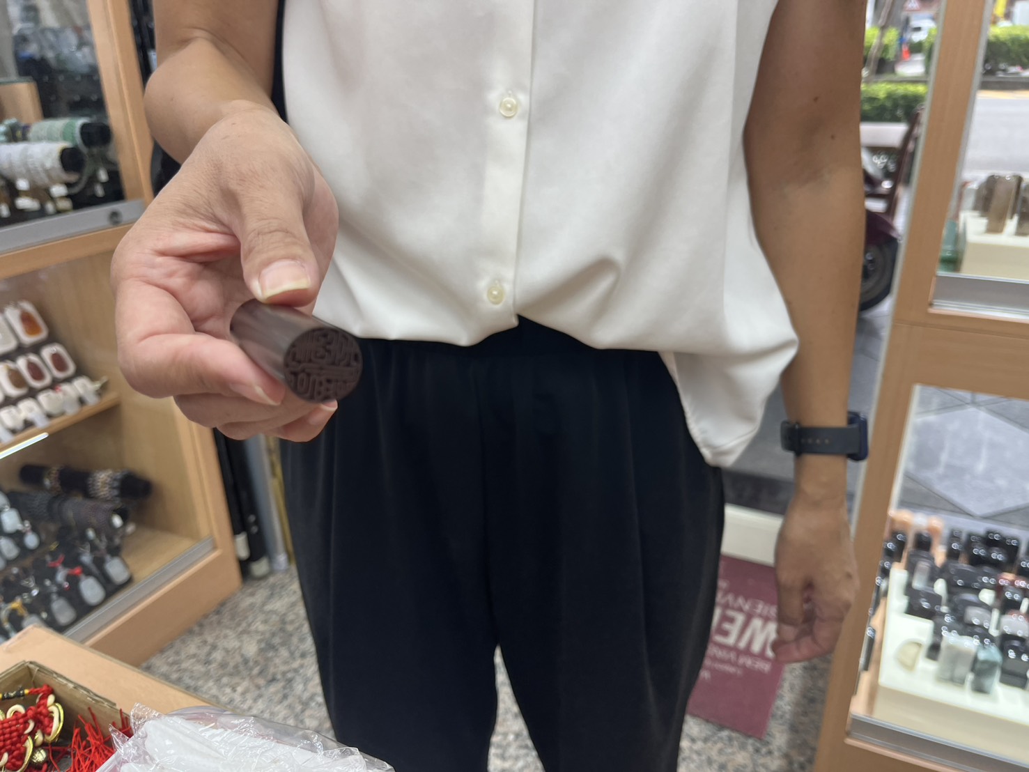 來自日本顧客黑檀木個人章.jpg