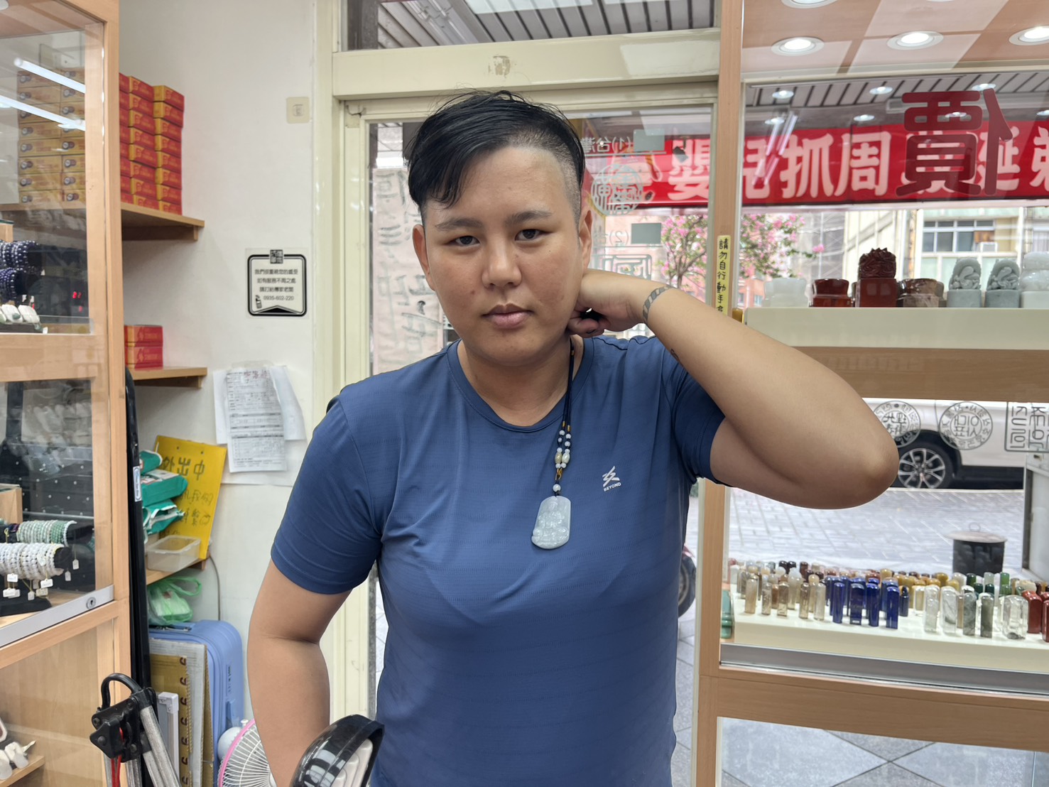 台中張小姐客製驪山老母項鍊玉珮.jpg