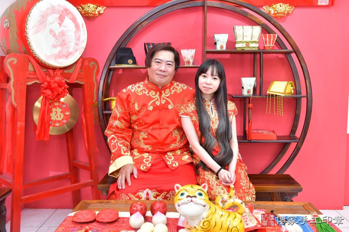 傳家手工印章台中店、抓周、度晬、中國風會場、抓周道具物品、抓周證書、滿周歲、小宛寶寶、台中市、拍照、生日快樂 傳家手工印章台中店、抓周、度晬、中國風會場、抓周道具物品、抓周證書、滿周歲、小宛寶寶、台中市、拍照、生日快樂