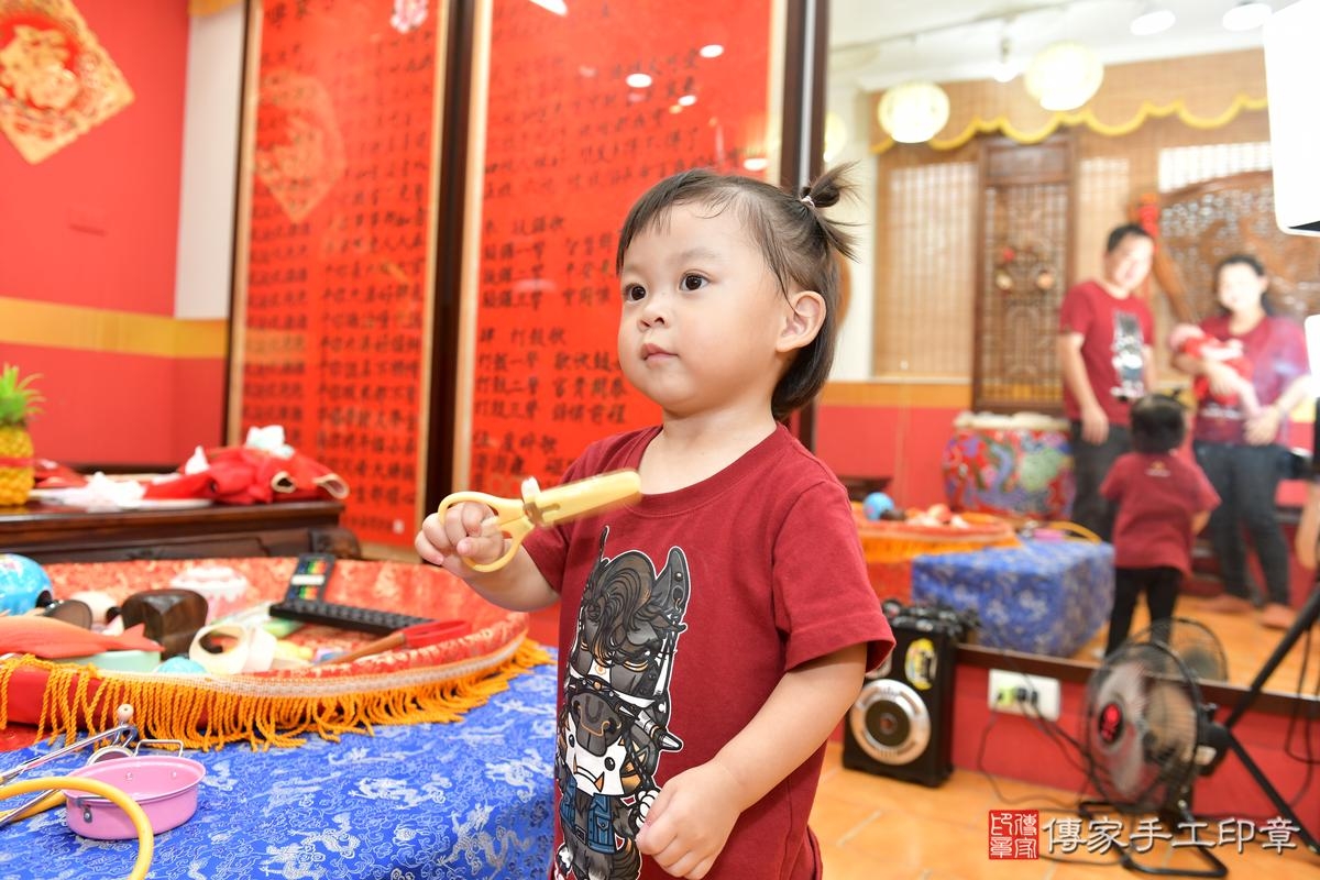 傳家手工印章桃園店、剃頭、滿月、剃胎毛、剃頭十禮、妍妍寶寶、桃園市、拍照、生日快樂 傳家手工印章桃園店、剃頭、滿月、剃胎毛、剃頭十禮、妍妍寶寶、桃園市、拍照、生日快樂