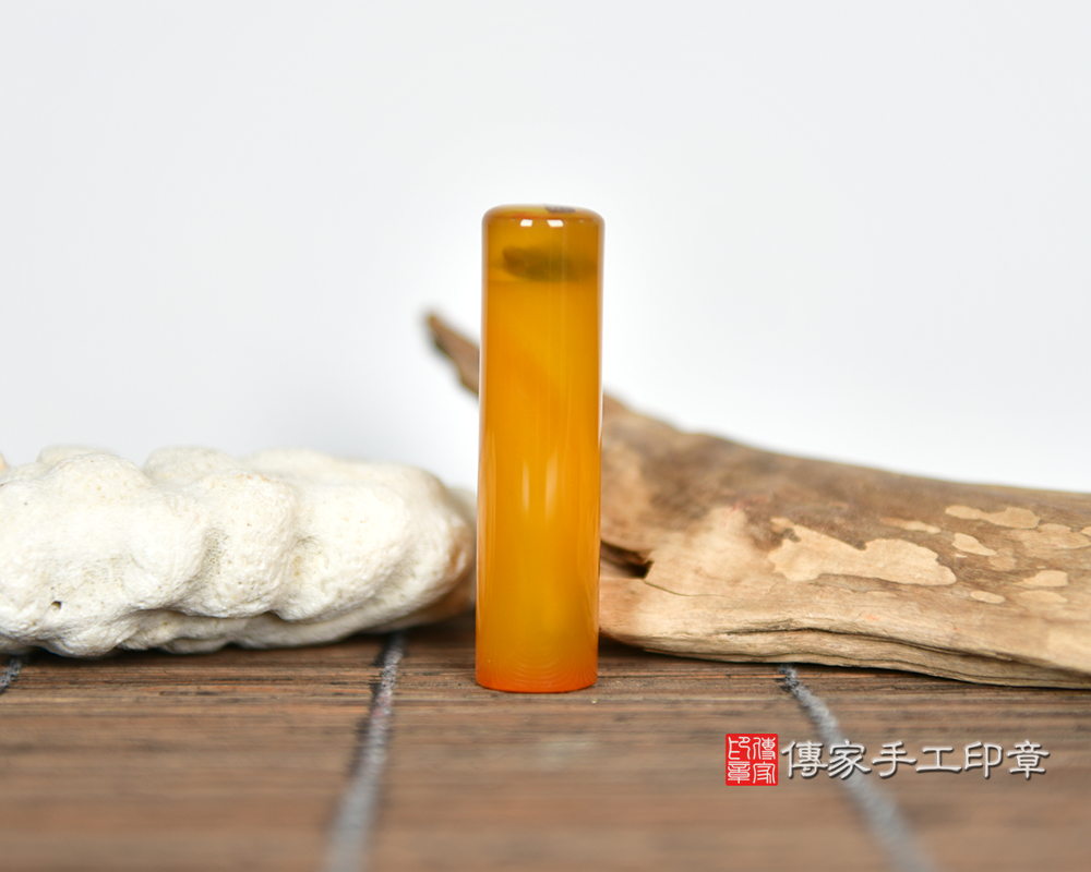 金光閃閃、招財瑪瑙~黃瑪瑙臍帶胎毛印章。傳家手工印章新竹店115.6.20 金光閃閃、招財瑪瑙~黃瑪瑙臍帶胎毛印章。傳家手工印章新竹店115.6.20