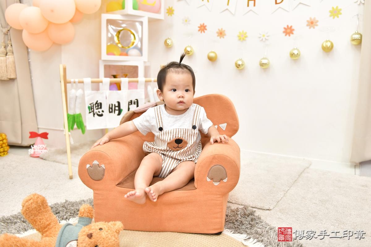 傳家手工印章高雄店、美式抓周、抓周道具、未來職業、滿周歲、媃媃寶寶、高雄市、拍照、生日快樂 傳家手工印章高雄店、美式抓周、抓周道具、未來職業、滿周歲、媃媃寶寶、高雄市、拍照、生日快樂