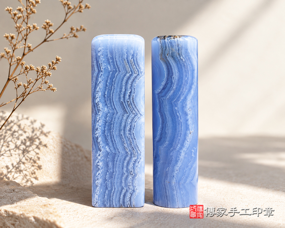 藍紋玉臍帶章