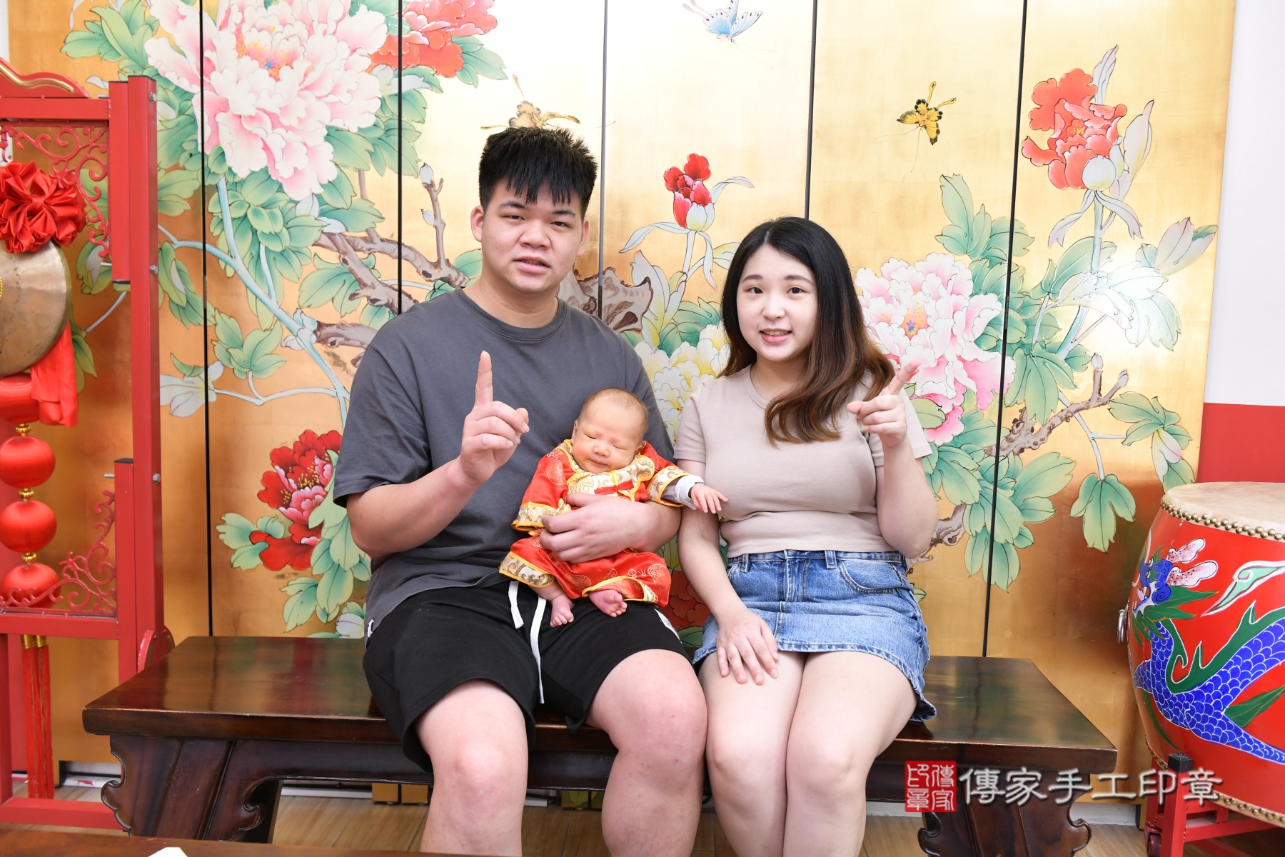 傳家手工印章台北店、抓周、收涎、剃頭 傳家手工印章台北店、抓周、收涎、剃頭