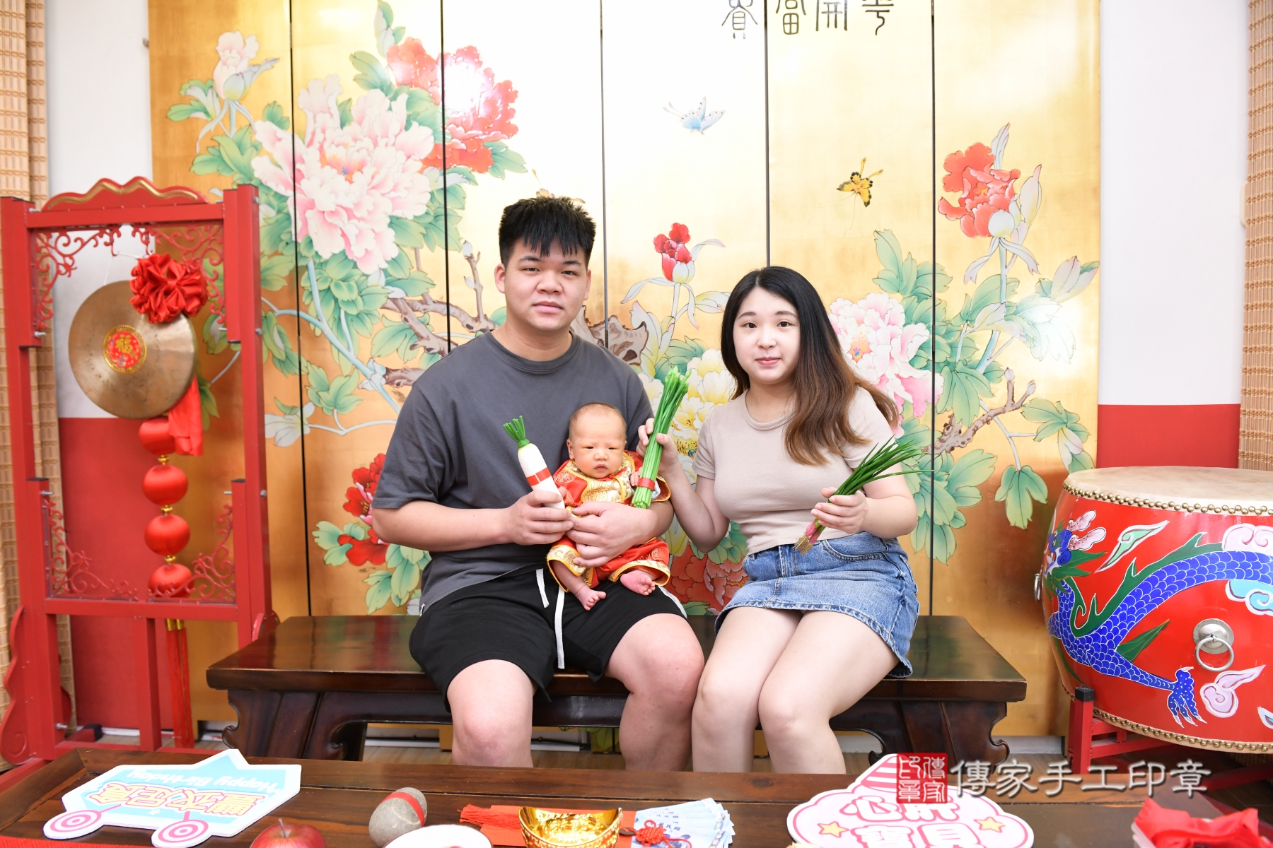 傳家手工印章台北店、抓周、收涎、剃頭 傳家手工印章台北店、抓周、收涎、剃頭