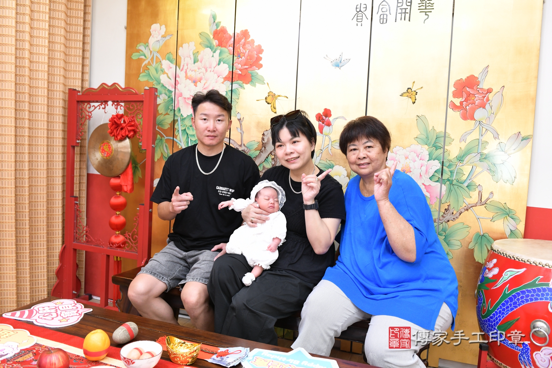 傳家手工印章台北店、抓周、收涎、剃頭 傳家手工印章台北店、抓周、收涎、剃頭