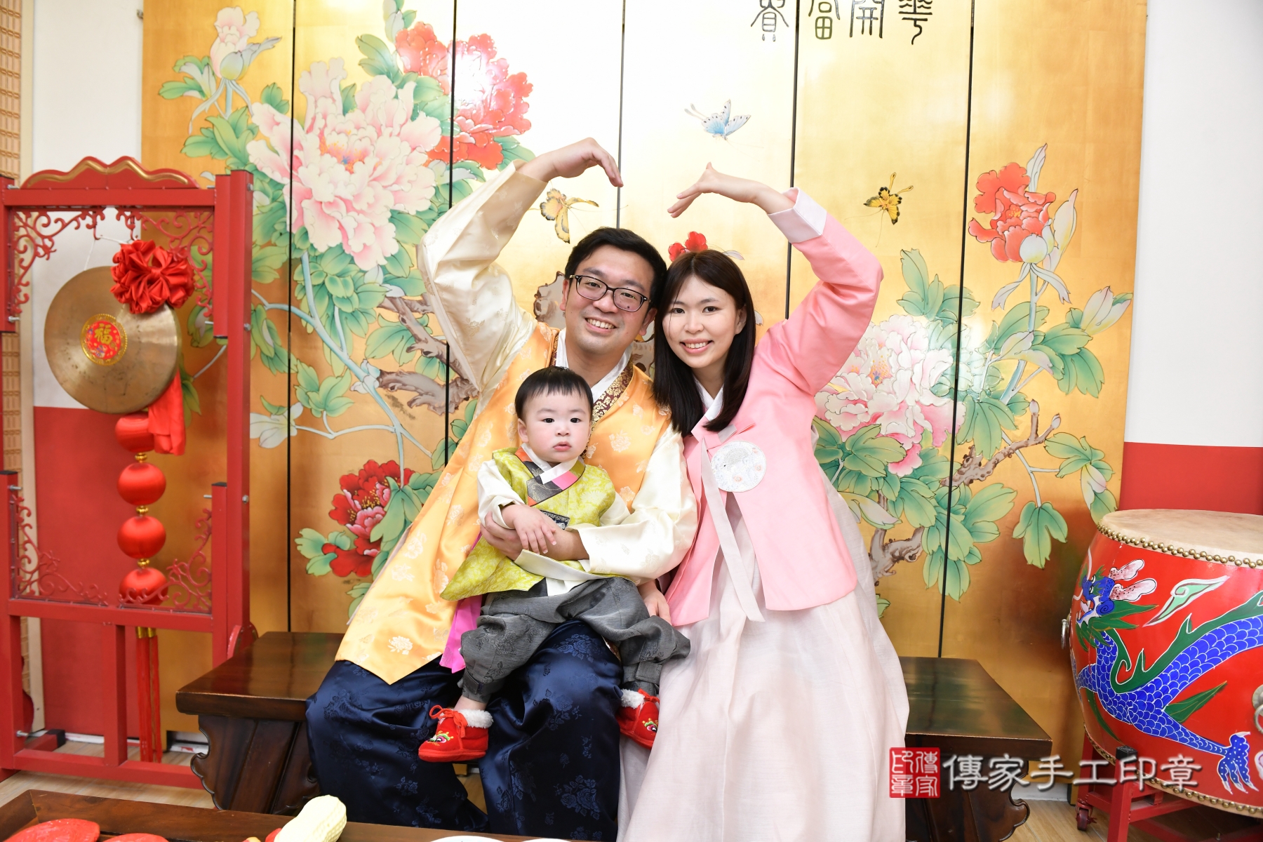 傳家手工印章台北店、剃頭、收涎、抓周 傳家手工印章台北店、剃頭、收涎、抓周