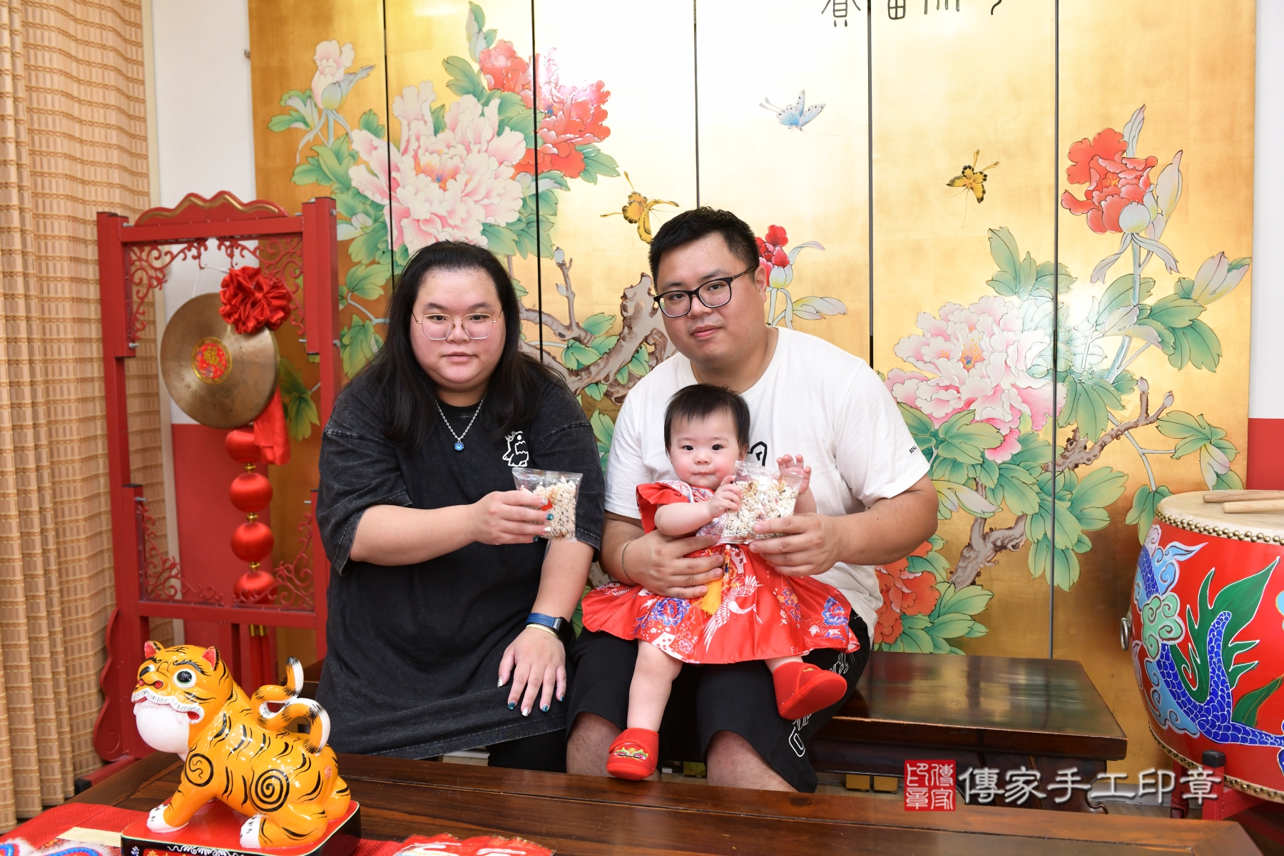 傳家手工印章台北店、剃頭、收涎、抓周