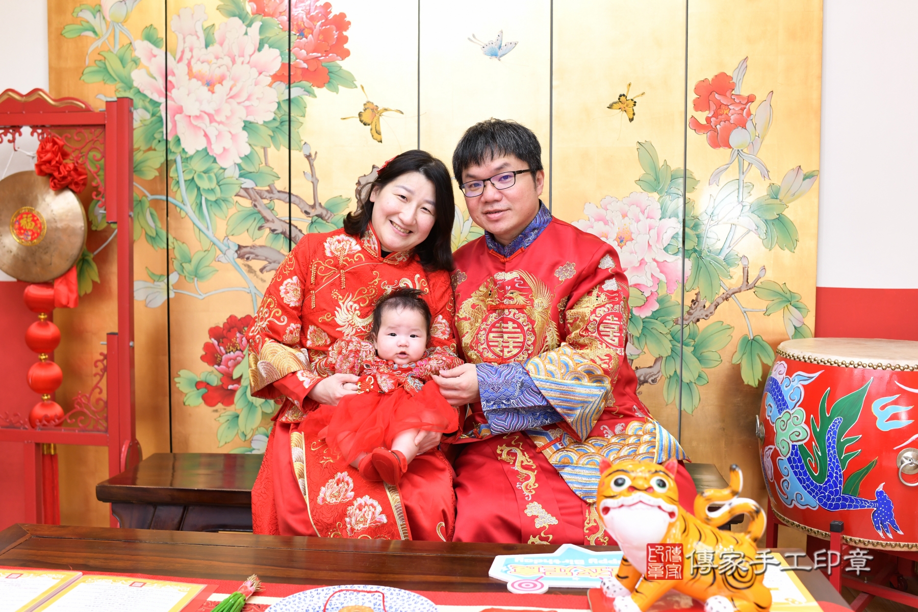 傳家手工印章台北店、剃頭、收涎、抓周 傳家手工印章台北店、剃頭、收涎、抓周