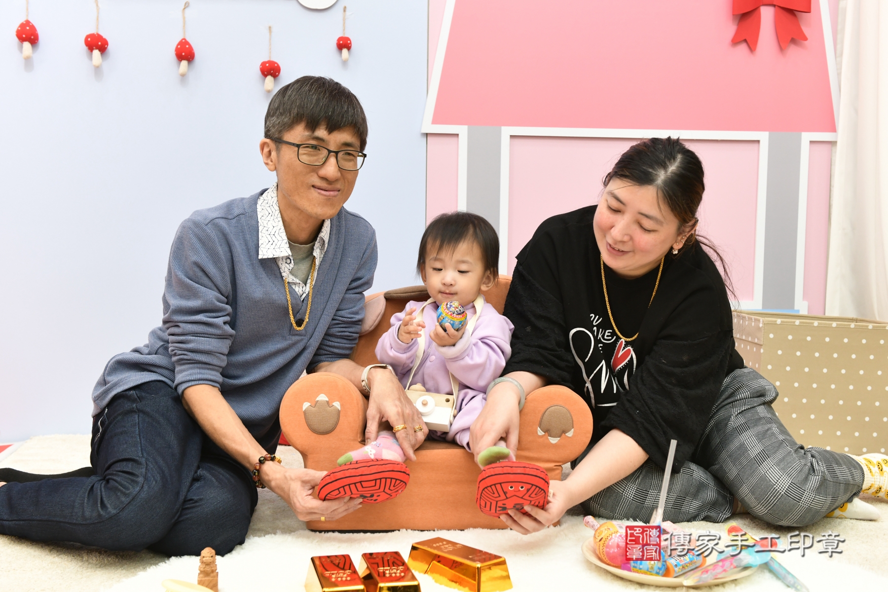 傳家手工印章台北店、剃頭、收涎、抓周 傳家手工印章台北店、剃頭、收涎、抓周
