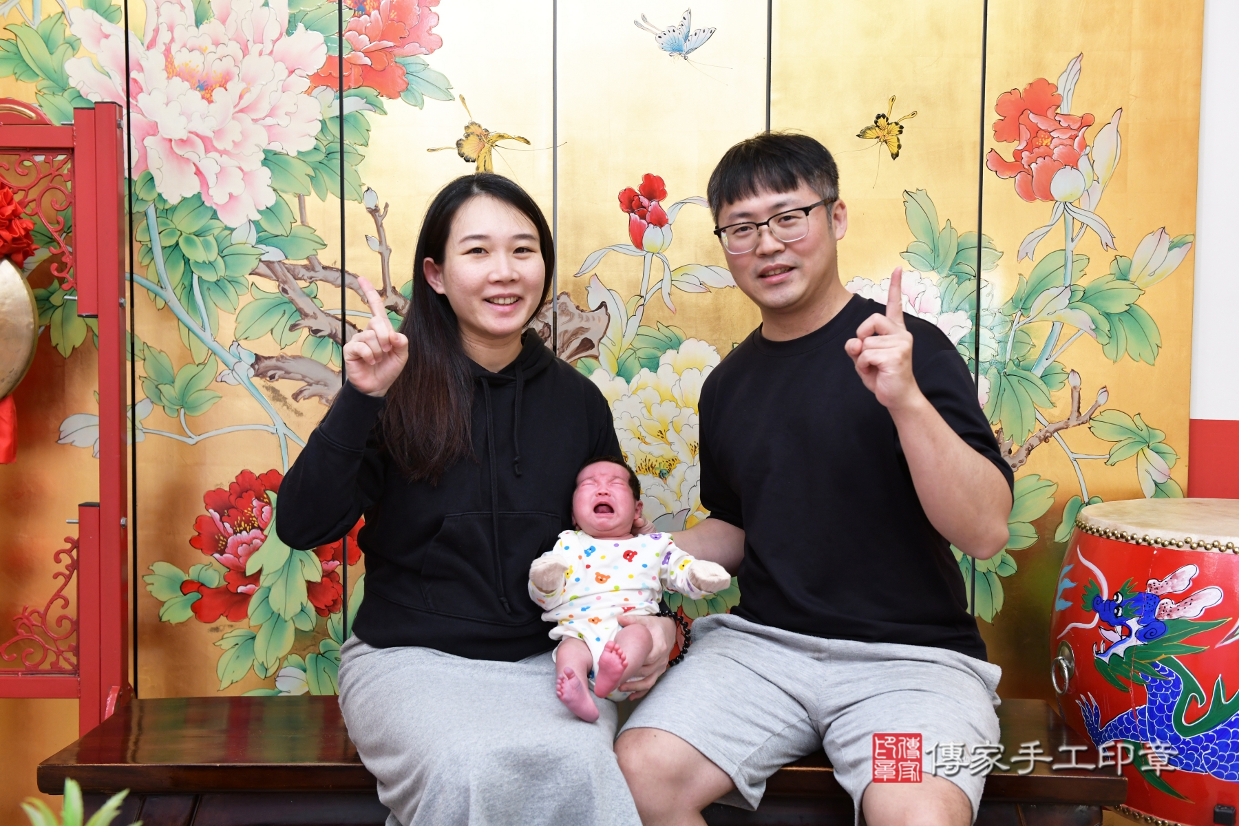 傳家手工印章台北店、抓周、收涎、剃頭 傳家手工印章台北店、抓周、收涎、剃頭