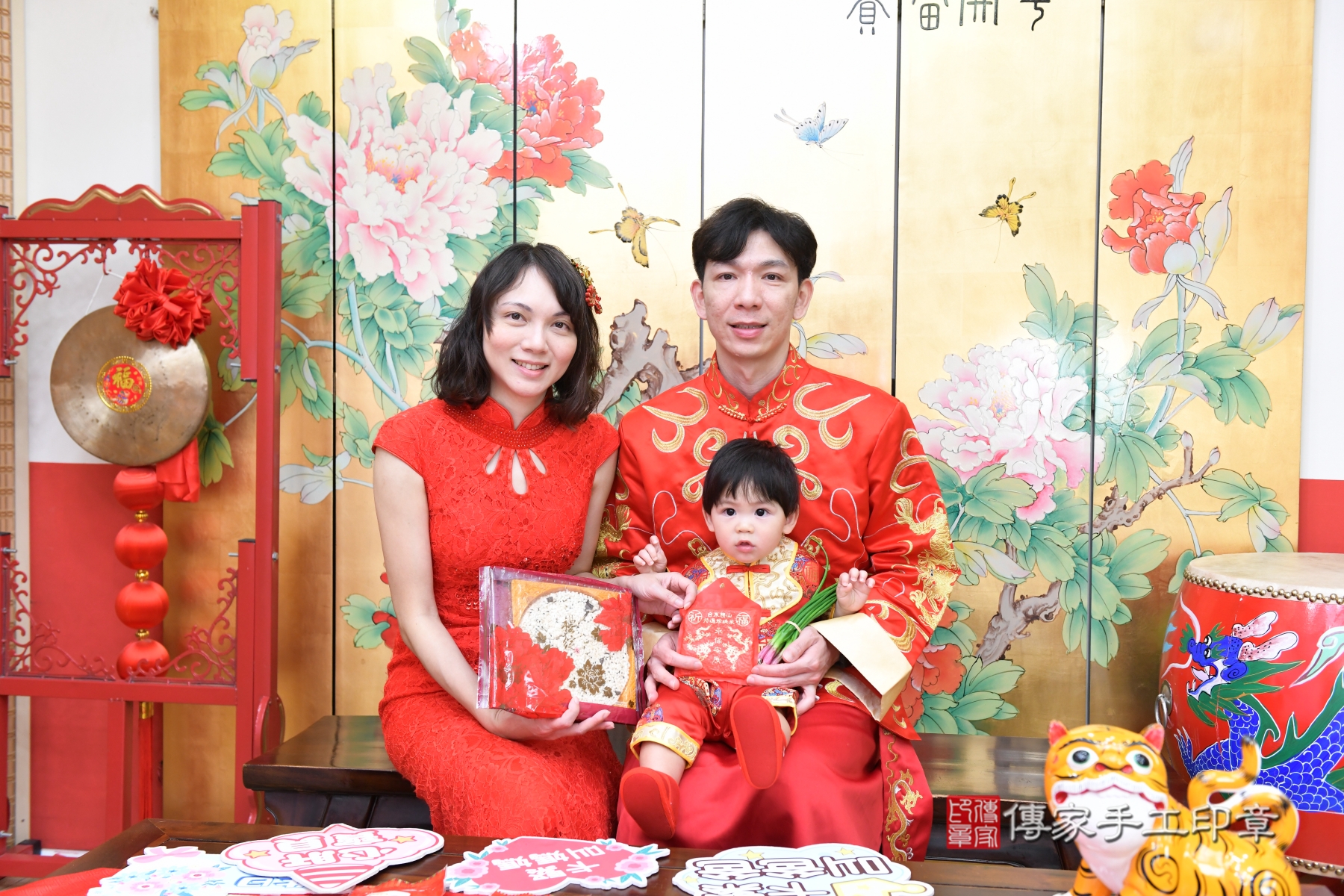 傳家手工印章台北店、剃頭、收涎、抓周