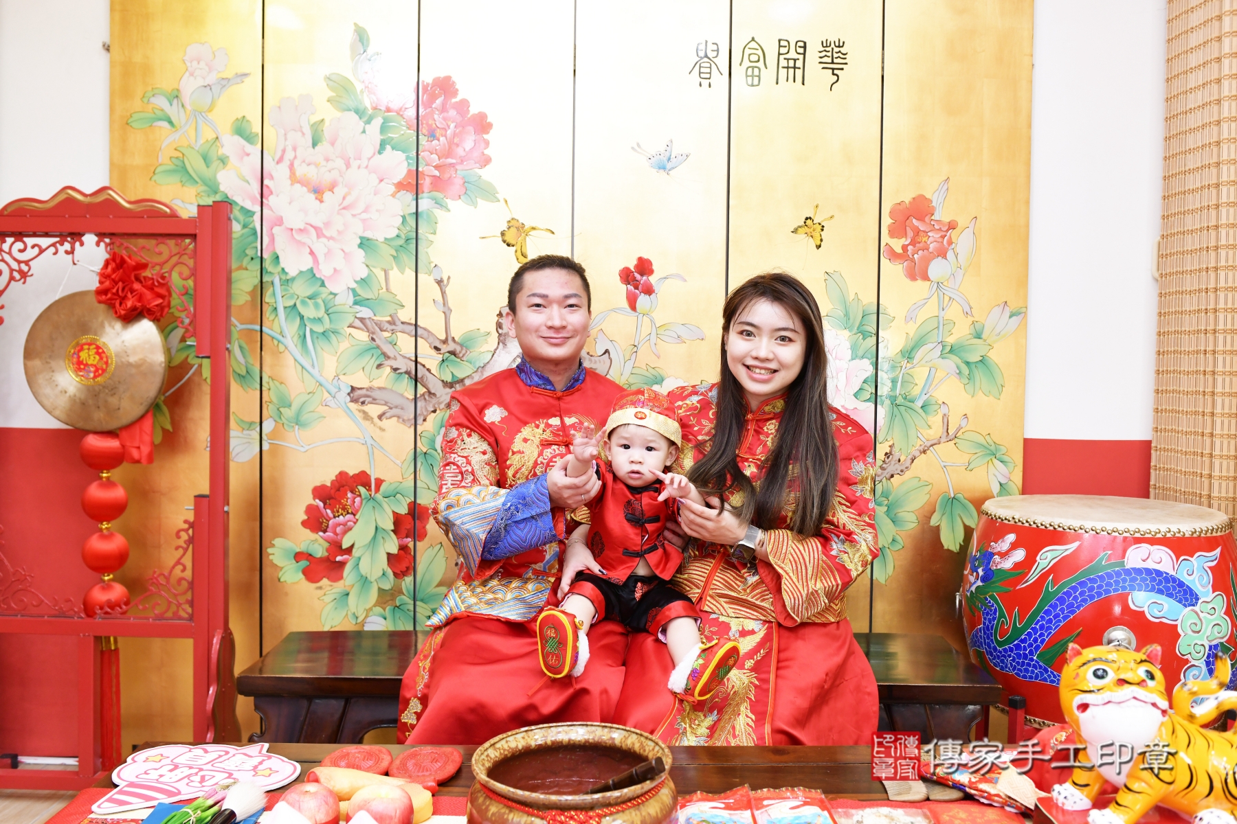 傳家手工印章台北店、剃頭、收涎、抓周 傳家手工印章台北店、剃頭、收涎、抓周