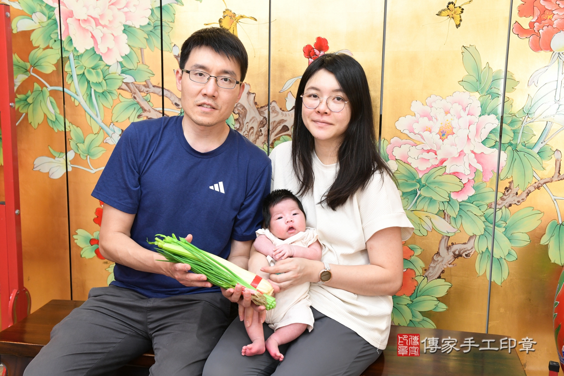 傳家手工印章台北店、剃頭、收涎、抓周 傳家手工印章台北店、剃頭、收涎、抓周