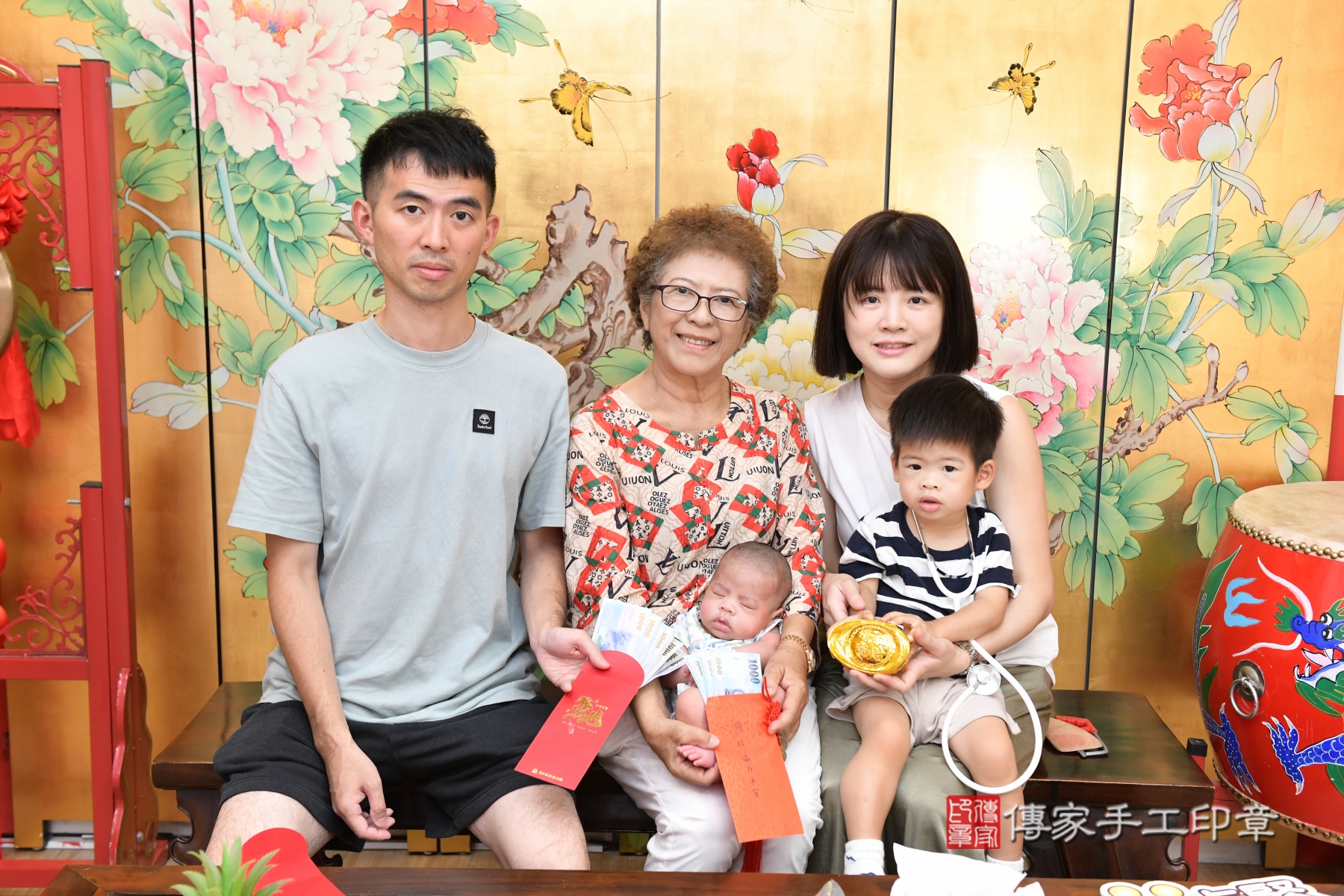 傳家手工印章台北店、抓周、收涎、剃頭 傳家手工印章台北店、抓周、收涎、剃頭