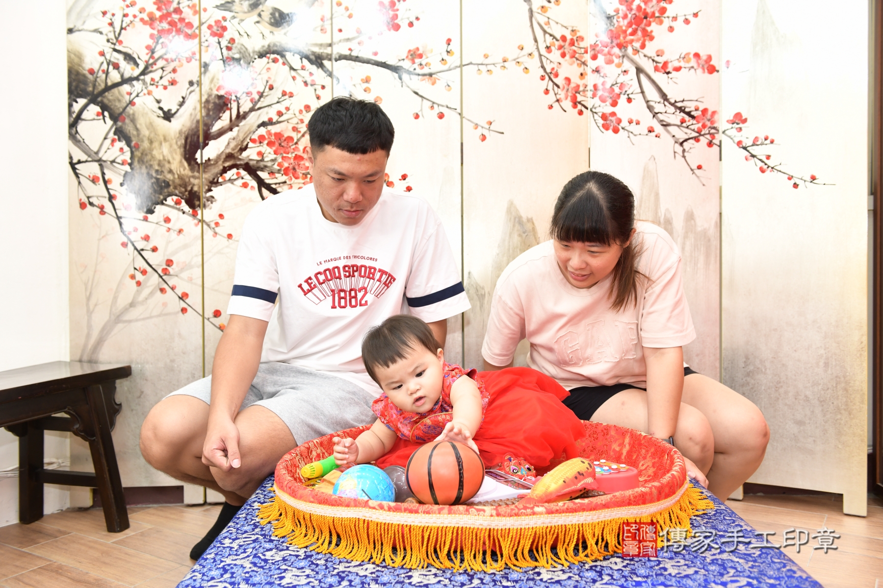 傳家手工印章台北店、剃頭、收涎、抓周 傳家手工印章台北店、剃頭、收涎、抓周