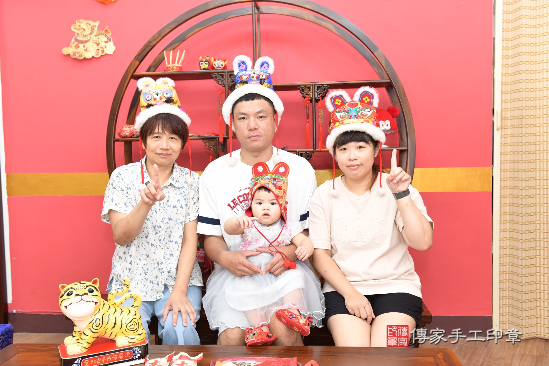 傳家手工印章台北店、剃頭、收涎、抓周 傳家手工印章台北店、剃頭、收涎、抓周