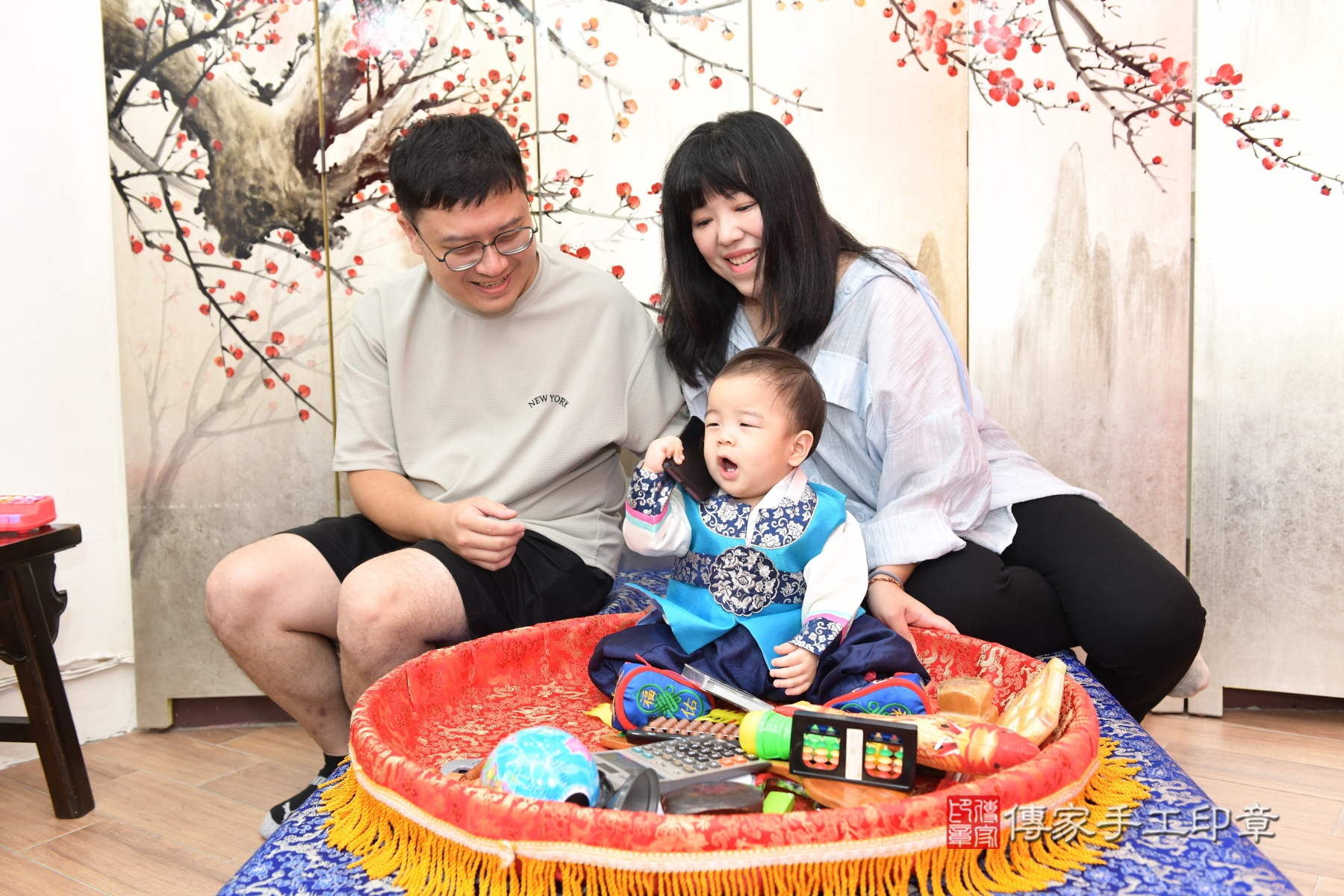 傳家手工印章新北店、剃頭、收涎、抓周 傳家手工印章新北店、剃頭、收涎、抓周