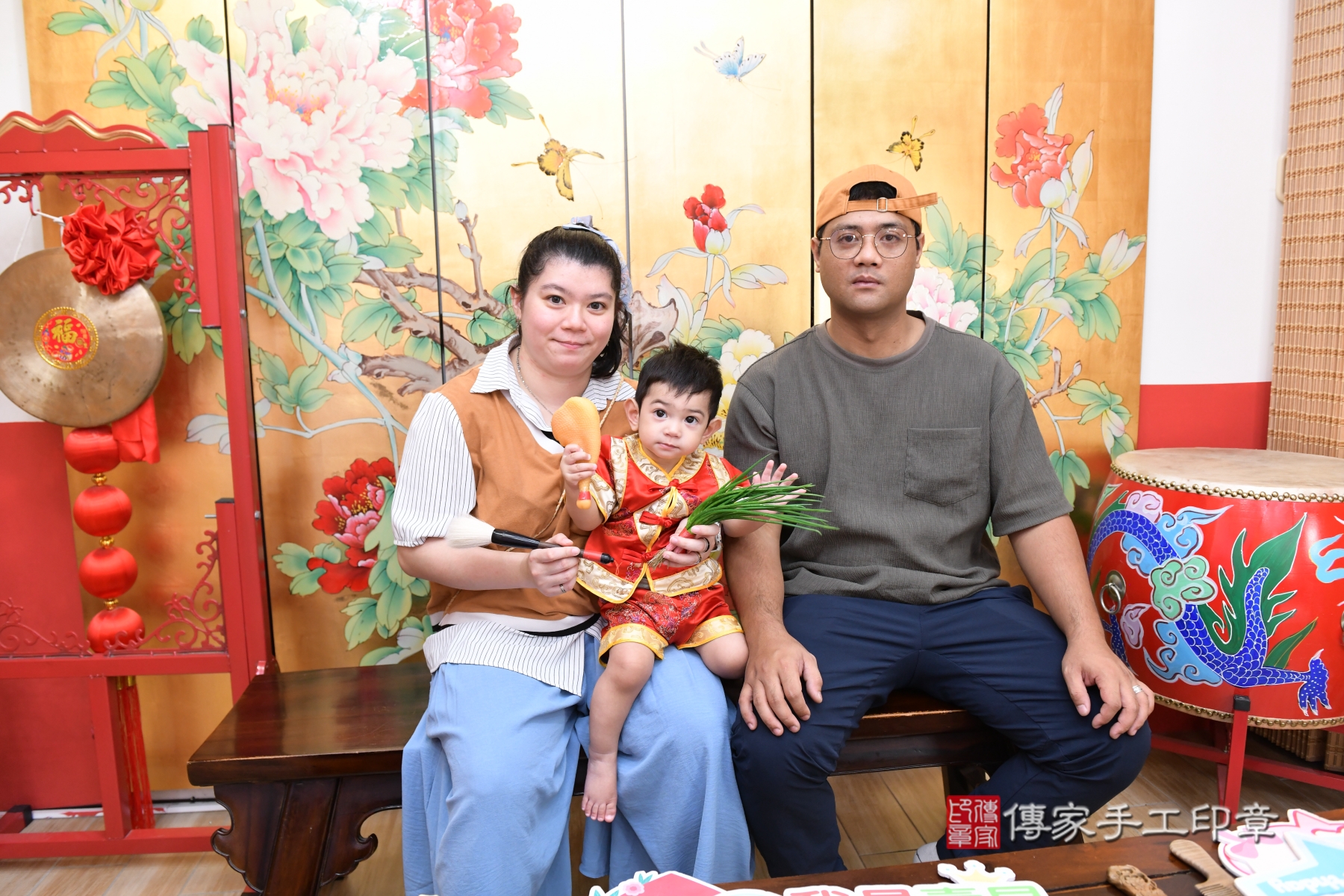 傳家手工印章台北店、剃頭、收涎、抓周