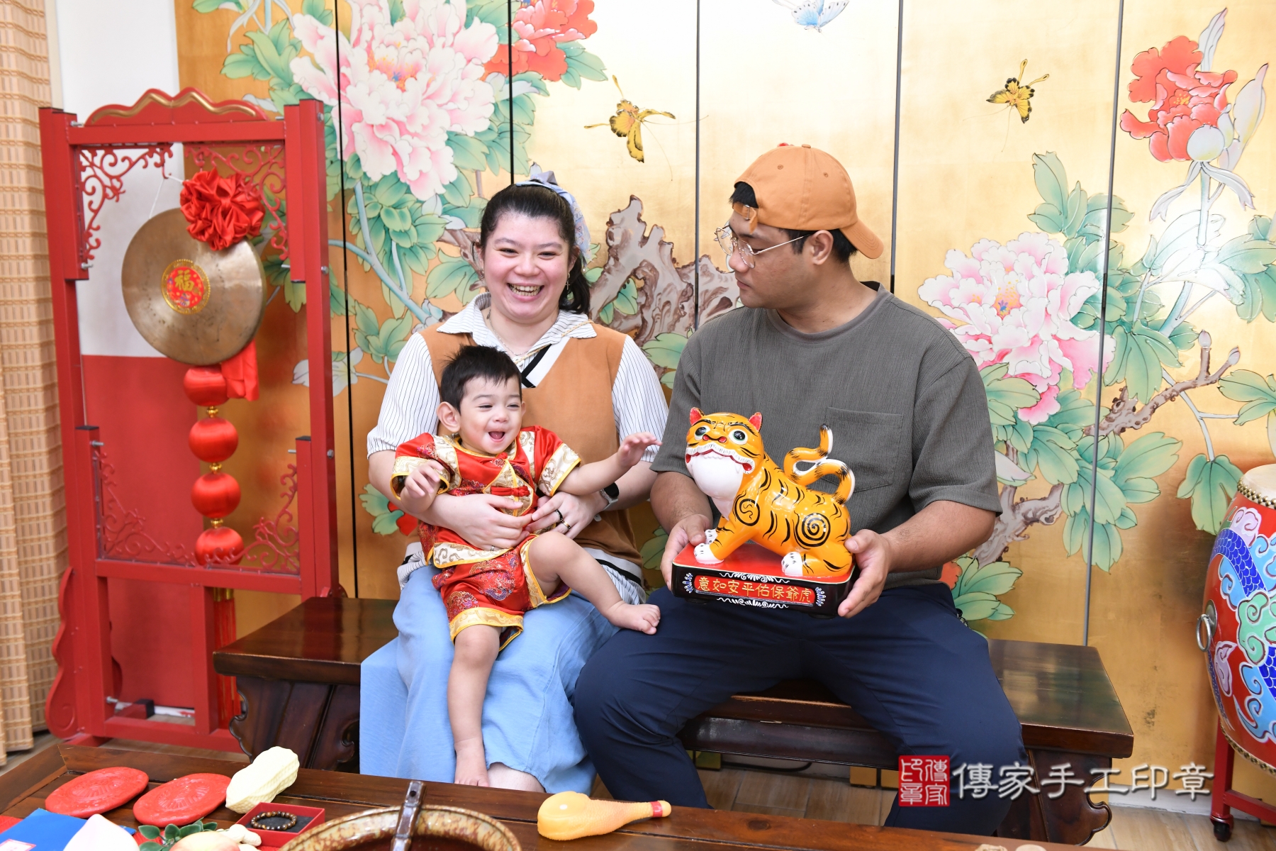 傳家手工印章台北店、剃頭、收涎、抓周