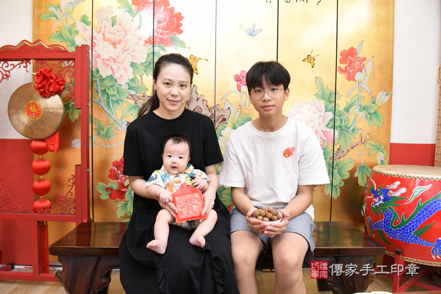 傳家手工印章台北店、抓周、收涎、剃頭 傳家手工印章台北店、抓周、收涎、剃頭
