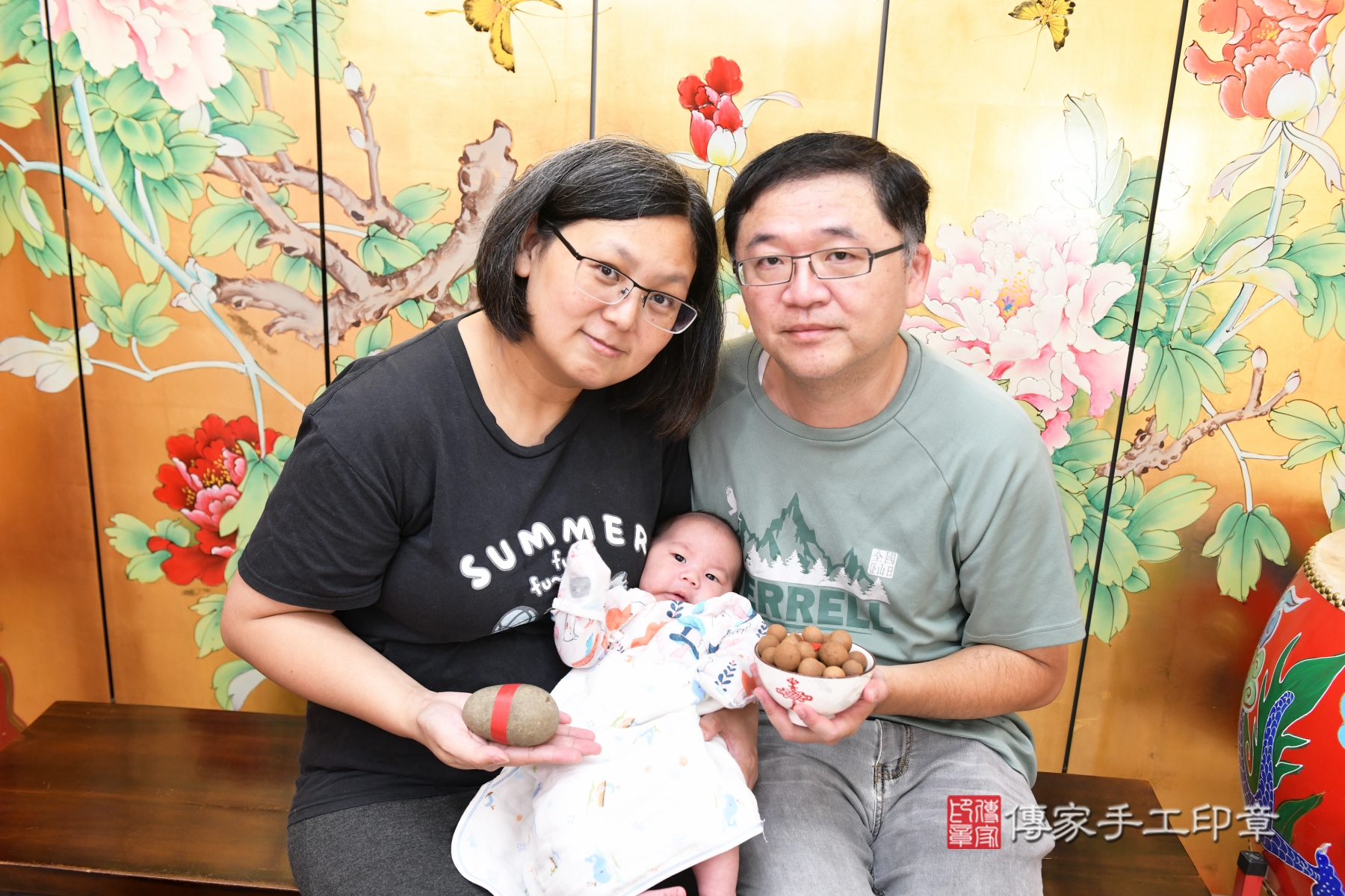 傳家手工印章台北店、抓周、收涎、剃頭 傳家手工印章台北店、抓周、收涎、剃頭