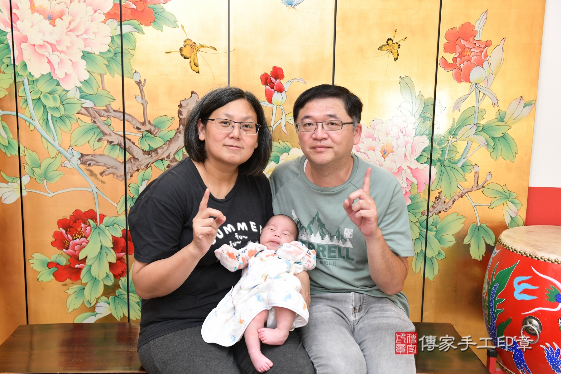 傳家手工印章台北店、抓周、收涎、剃頭 傳家手工印章台北店、抓周、收涎、剃頭