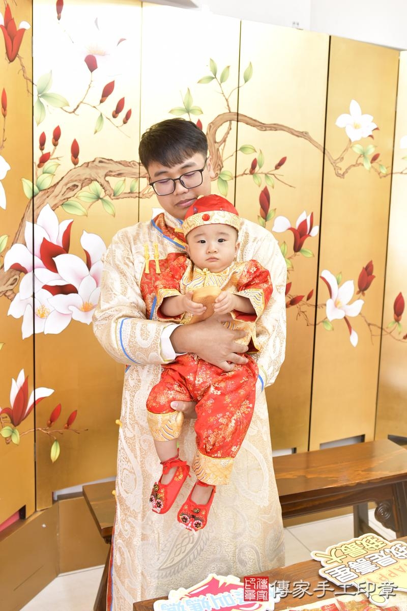 傳家手工印章台北店、抓周、度晬、中國風會場、抓周道具物品、抓周證書、滿周歲、澈澈寶寶、台北市、拍照、生日快樂 傳家手工印章台北店、抓周、度晬、中國風會場、抓周道具物品、抓周證書、滿周歲、澈澈寶寶、台北市、拍照、生日快樂