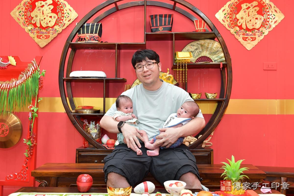 傳家手工印章桃園店、剃頭、滿月、剃胎毛、剃頭十禮、萌萌、珩珩寶寶、桃園市、拍照、生日快樂 傳家手工印章桃園店、剃頭、滿月、剃胎毛、剃頭十禮、萌萌、珩珩寶寶、桃園市、拍照、生日快樂