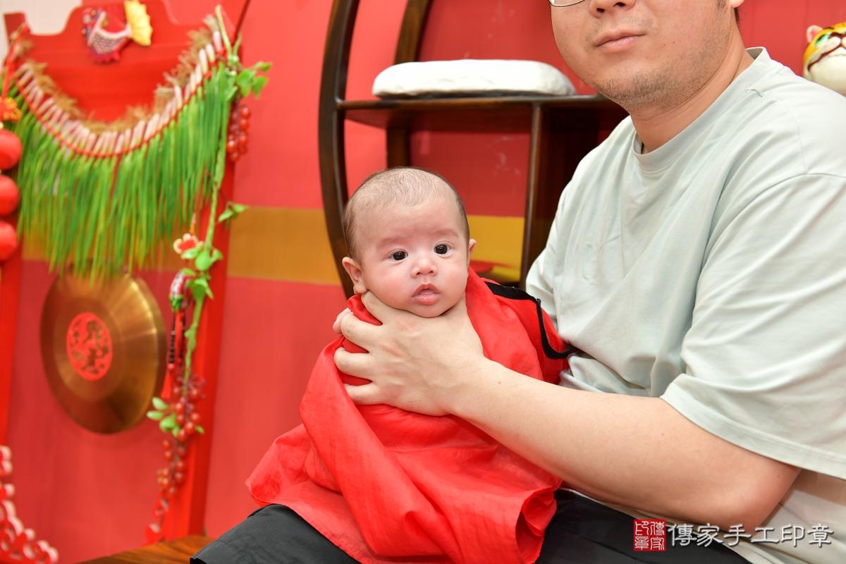 傳家手工印章桃園店、剃頭、滿月、剃胎毛、剃頭十禮、萌萌、珩珩寶寶、桃園市、拍照、生日快樂 傳家手工印章桃園店、剃頭、滿月、剃胎毛、剃頭十禮、萌萌、珩珩寶寶、桃園市、拍照、生日快樂