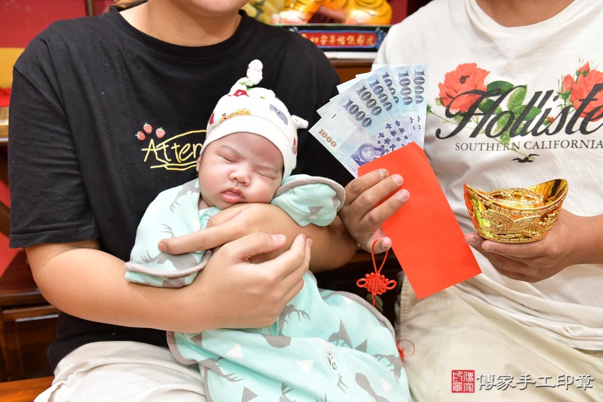 傳家手工印章桃園店、剃頭、滿月、剃胎毛、剃頭十禮、宸宸寶寶、桃園市、拍照、生日快樂 傳家手工印章桃園店、剃頭、滿月、剃胎毛、剃頭十禮、宸宸寶寶、桃園市、拍照、生日快樂