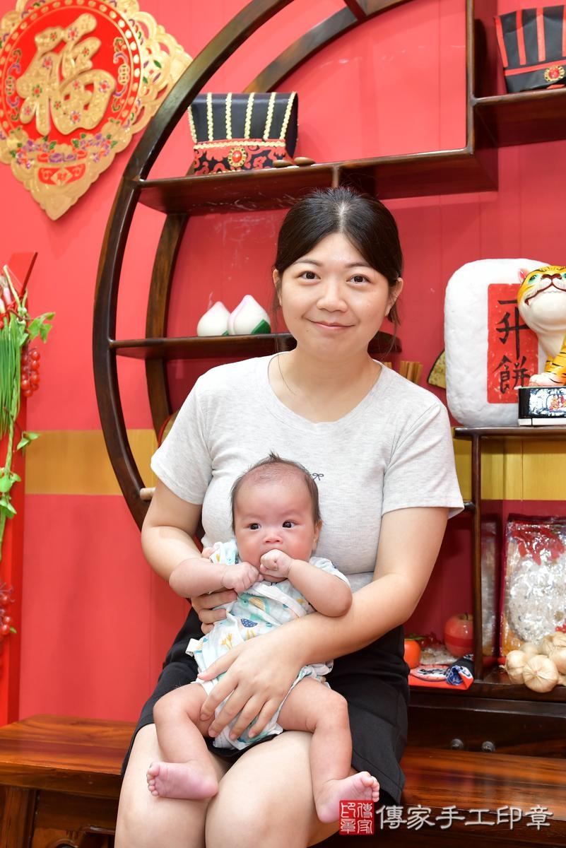 傳家手工印章桃園店、剃頭、滿月、剃胎毛、剃頭十禮、愷愷寶寶、桃園市、拍照、生日快樂 傳家手工印章桃園店、剃頭、滿月、剃胎毛、剃頭十禮、愷愷寶寶、桃園市、拍照、生日快樂