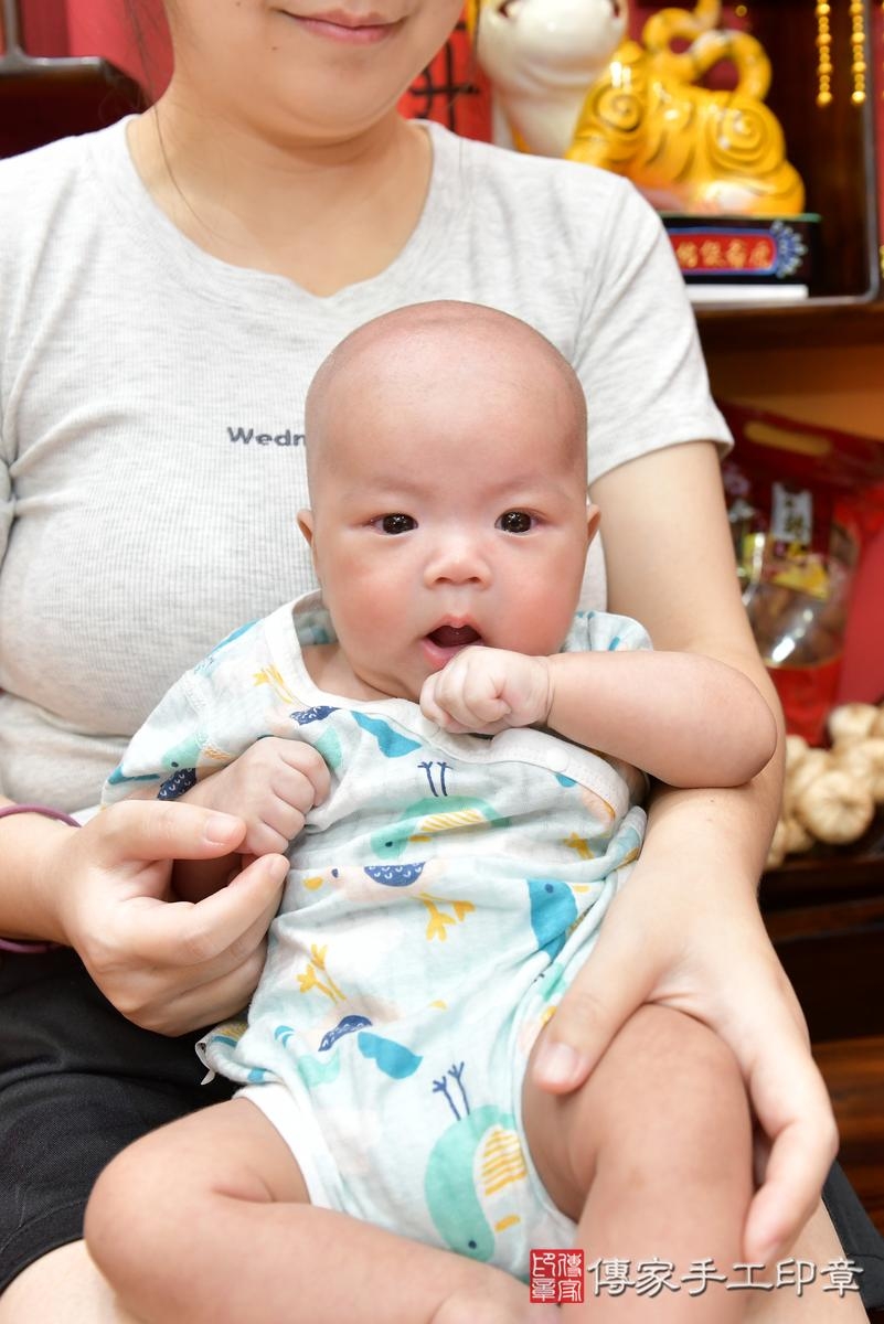 傳家手工印章桃園店、剃頭、滿月、剃胎毛、剃頭十禮、愷愷寶寶、桃園市、拍照、生日快樂 傳家手工印章桃園店、剃頭、滿月、剃胎毛、剃頭十禮、愷愷寶寶、桃園市、拍照、生日快樂
