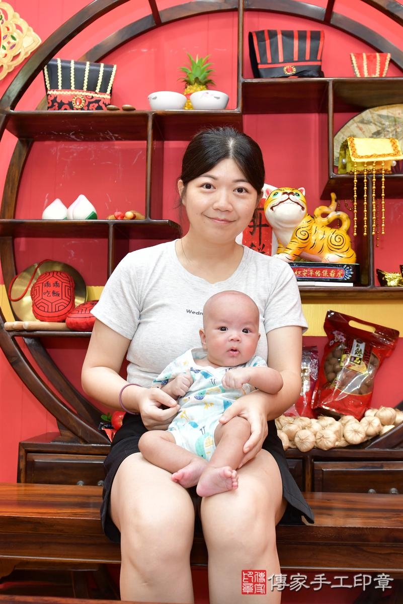 傳家手工印章桃園店、剃頭、滿月、剃胎毛、剃頭十禮、愷愷寶寶、桃園市、拍照、生日快樂 傳家手工印章桃園店、剃頭、滿月、剃胎毛、剃頭十禮、愷愷寶寶、桃園市、拍照、生日快樂