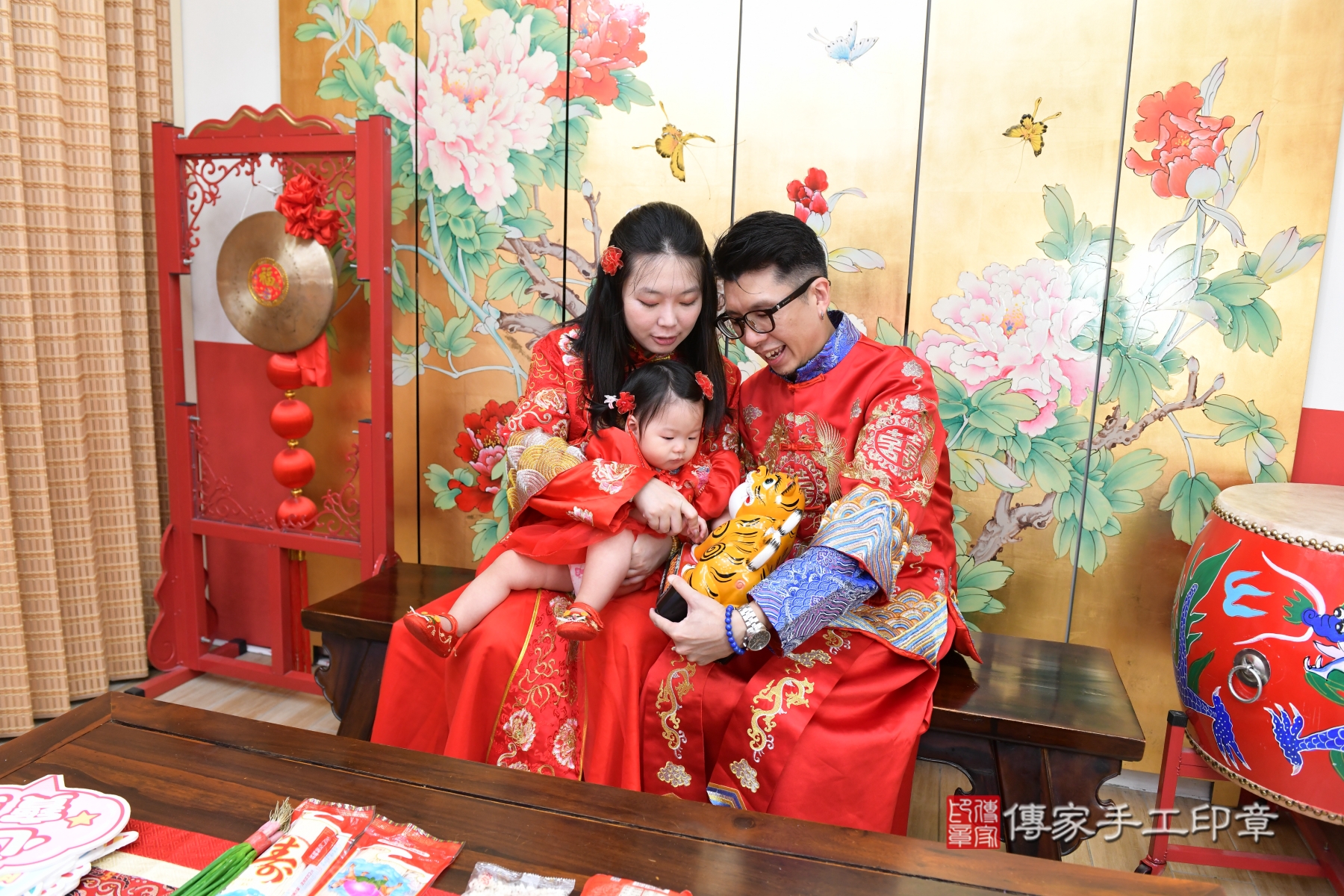 傳家手工印章台北店、剃頭、收涎、抓周 傳家手工印章台北店、剃頭、收涎、抓周